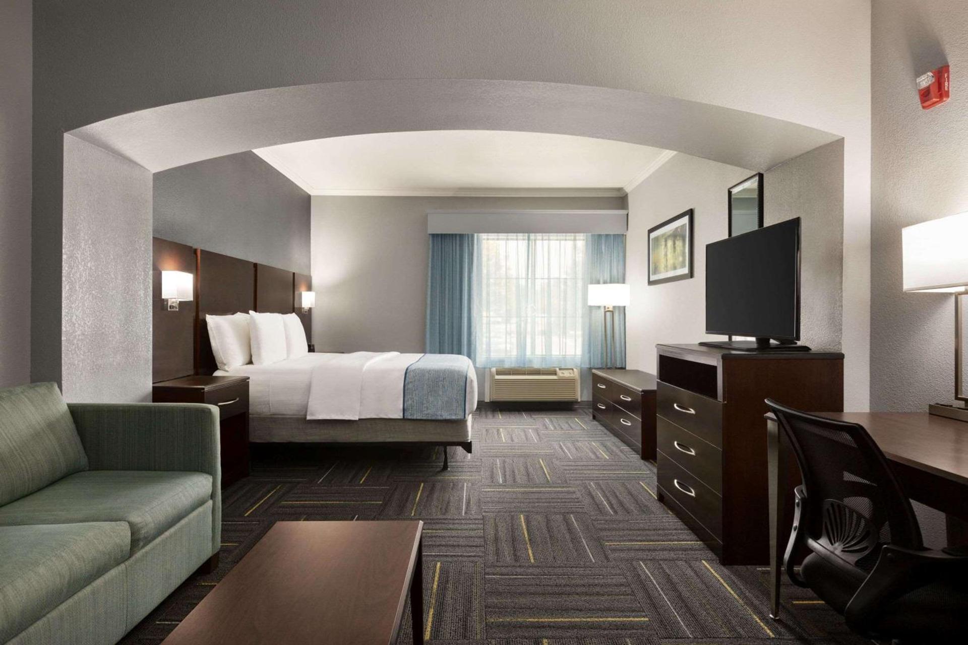 La Quinta by Wyndham Dublin photo 17