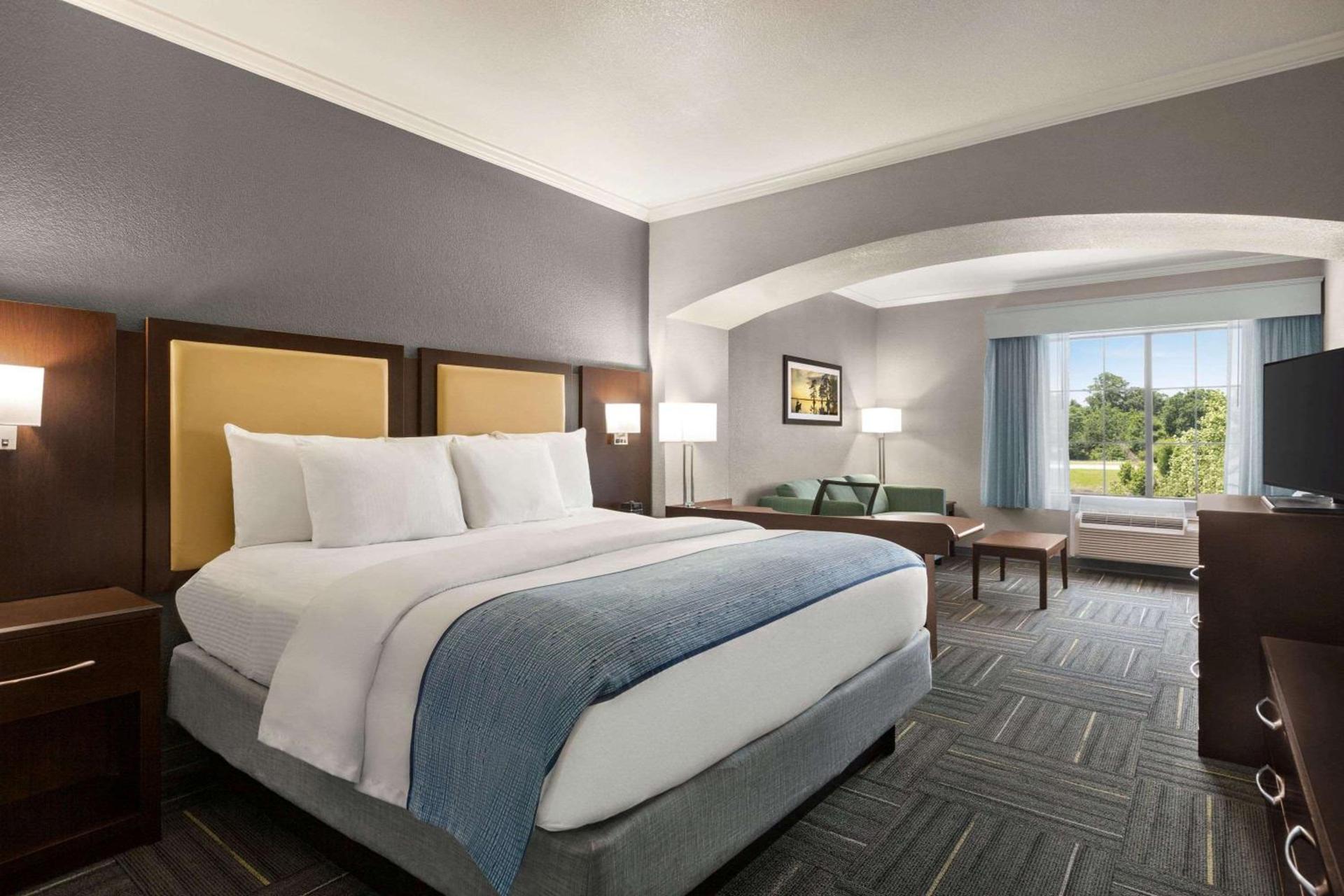 La Quinta by Wyndham Dublin photo 39