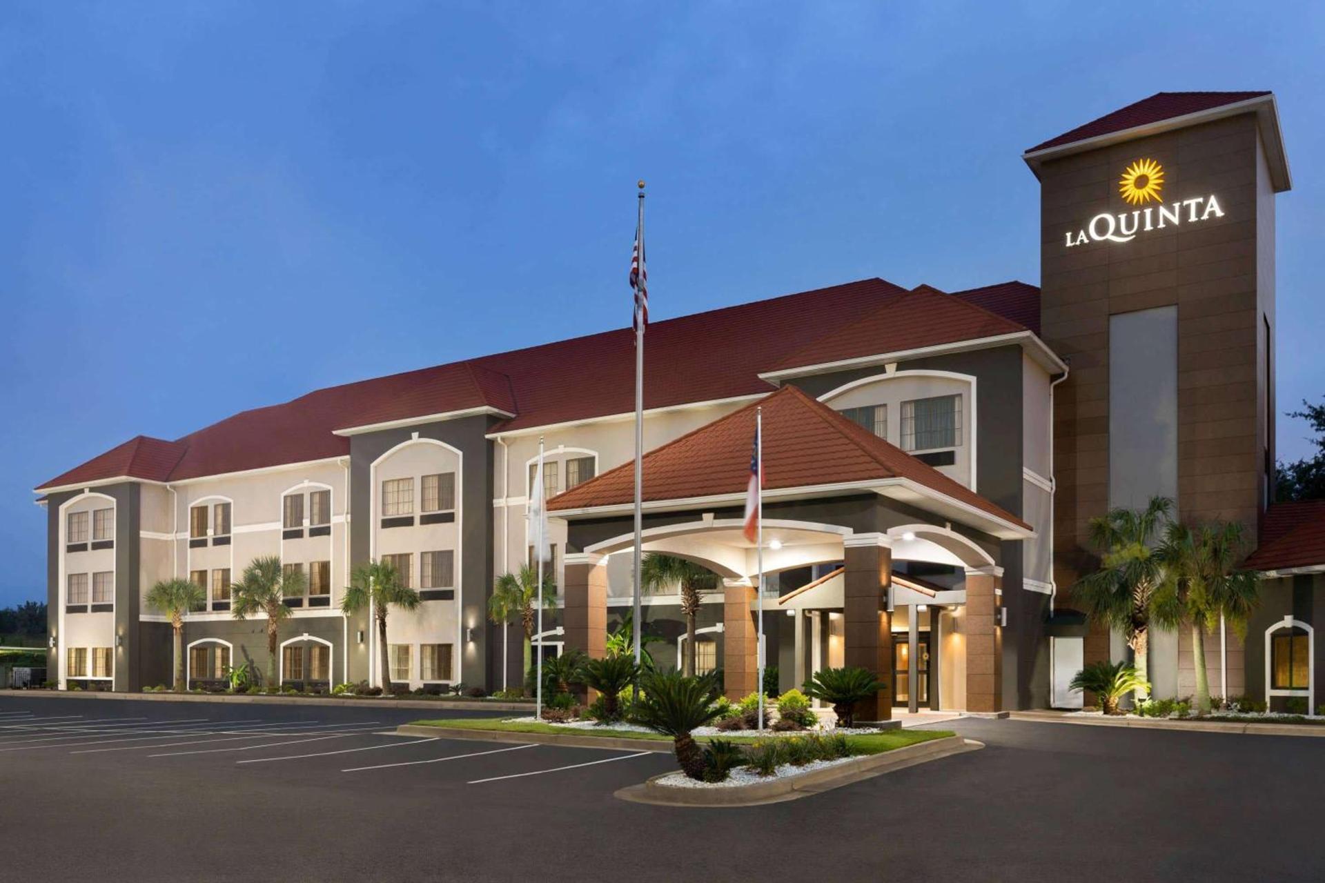 La Quinta by Wyndham Dublin photo 2