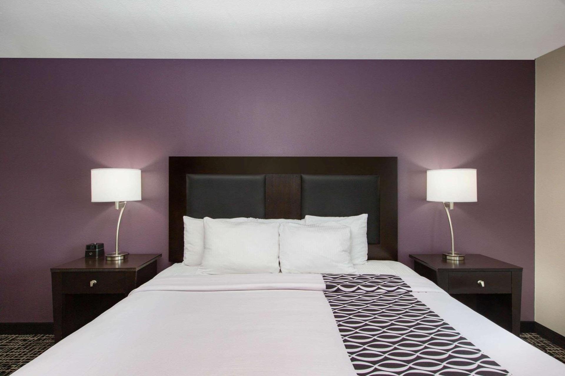 La Quinta by Wyndham Blue Springs photo 16