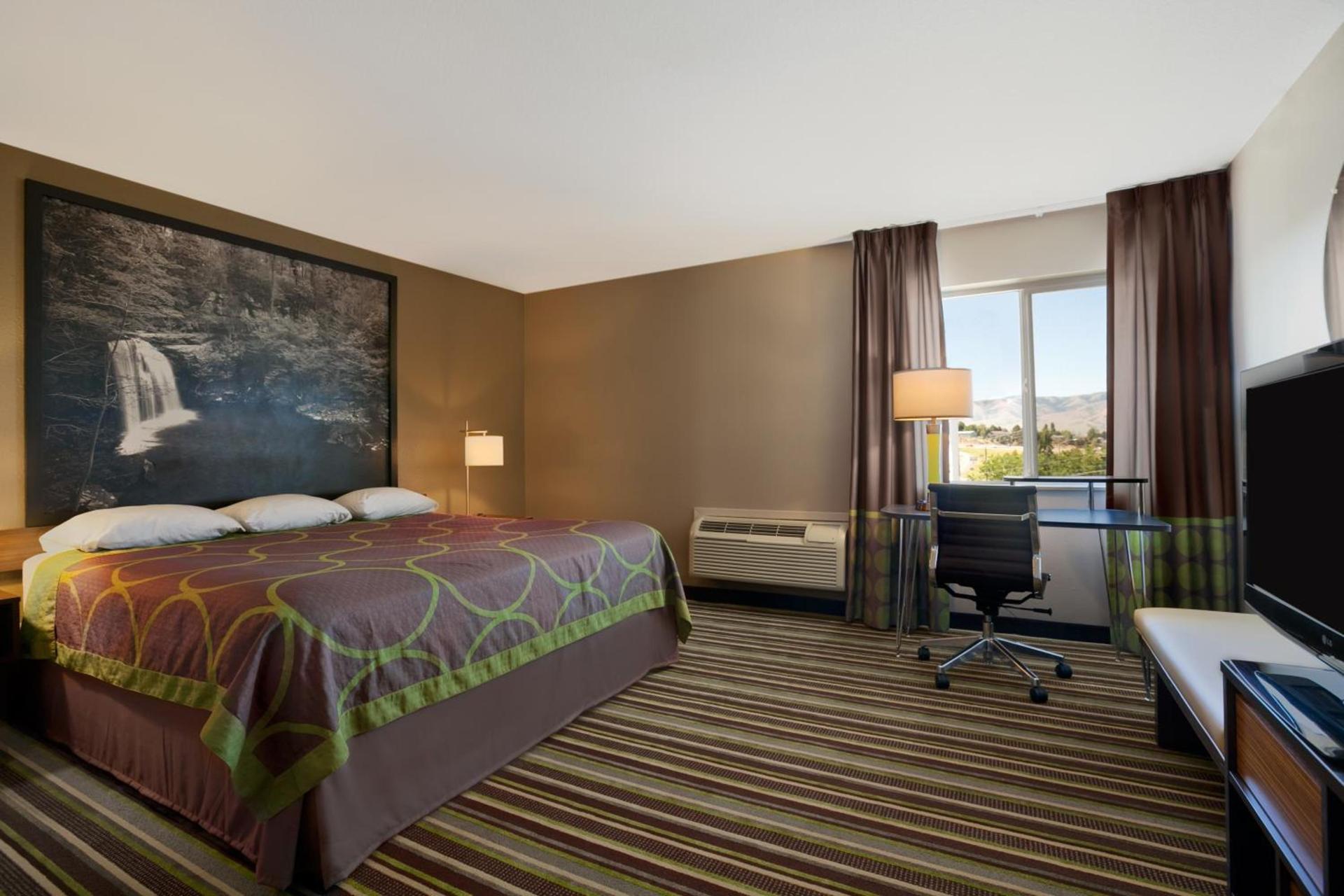 Super 8 by Wyndham Pocatello photo 36