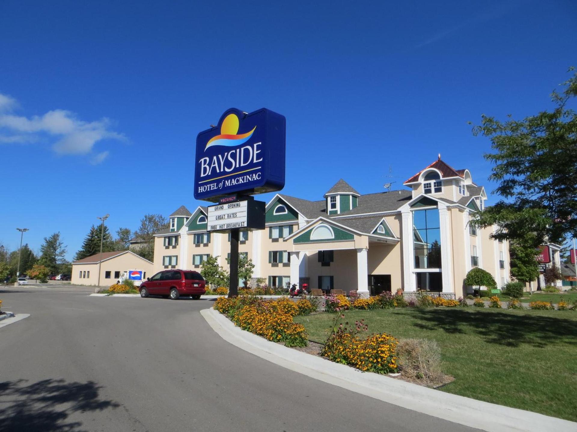 Bayside Hotel of Mackinac — hotel in Mackinaw City