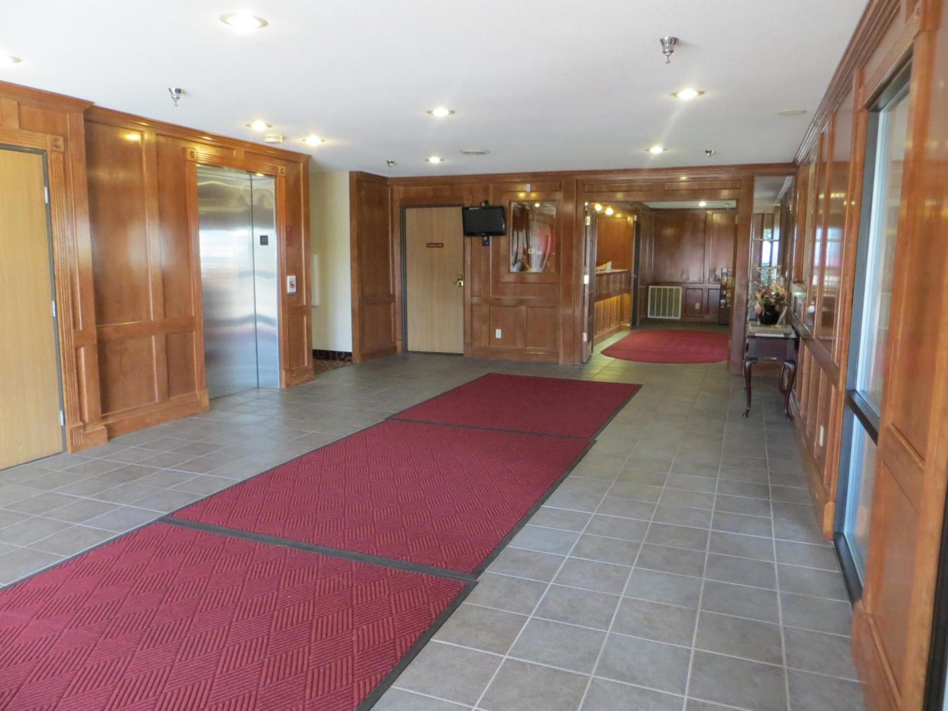 Bayside Hotel of Mackinac photo 16