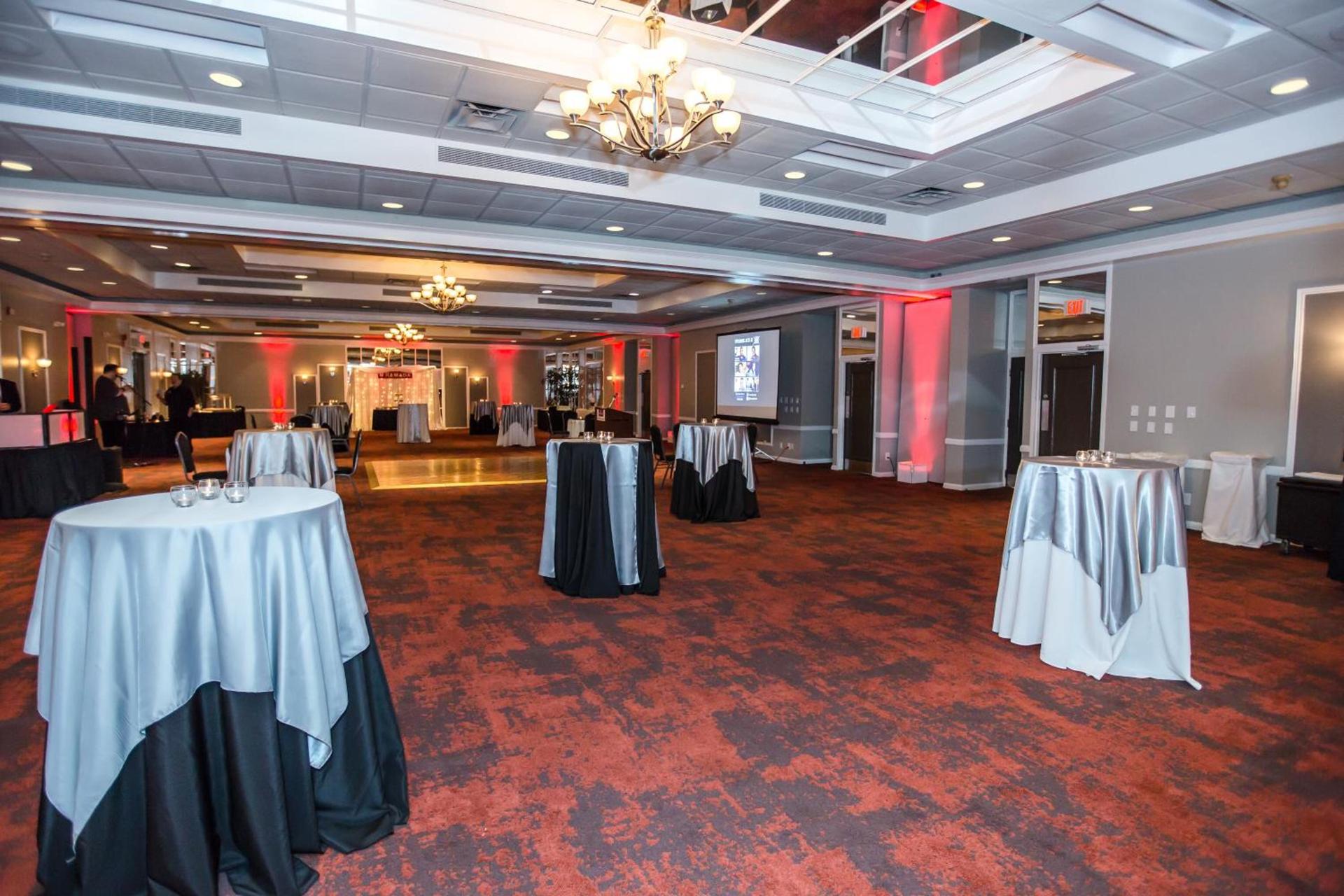 Ramada by Wyndham Jacksonville Hotel & Conference Center photo 71