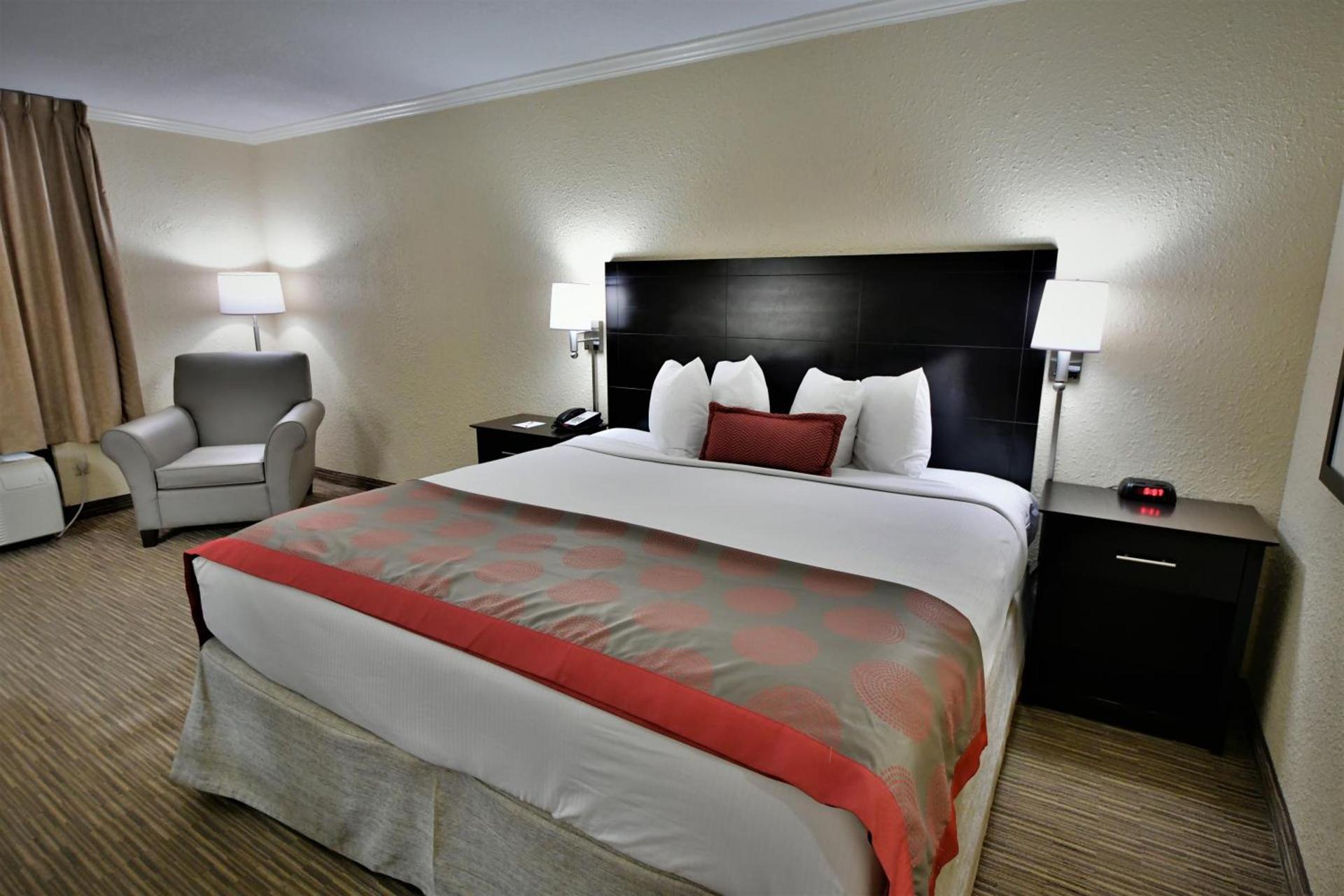 Ramada by Wyndham Jacksonville Hotel & Conference Center photo 48