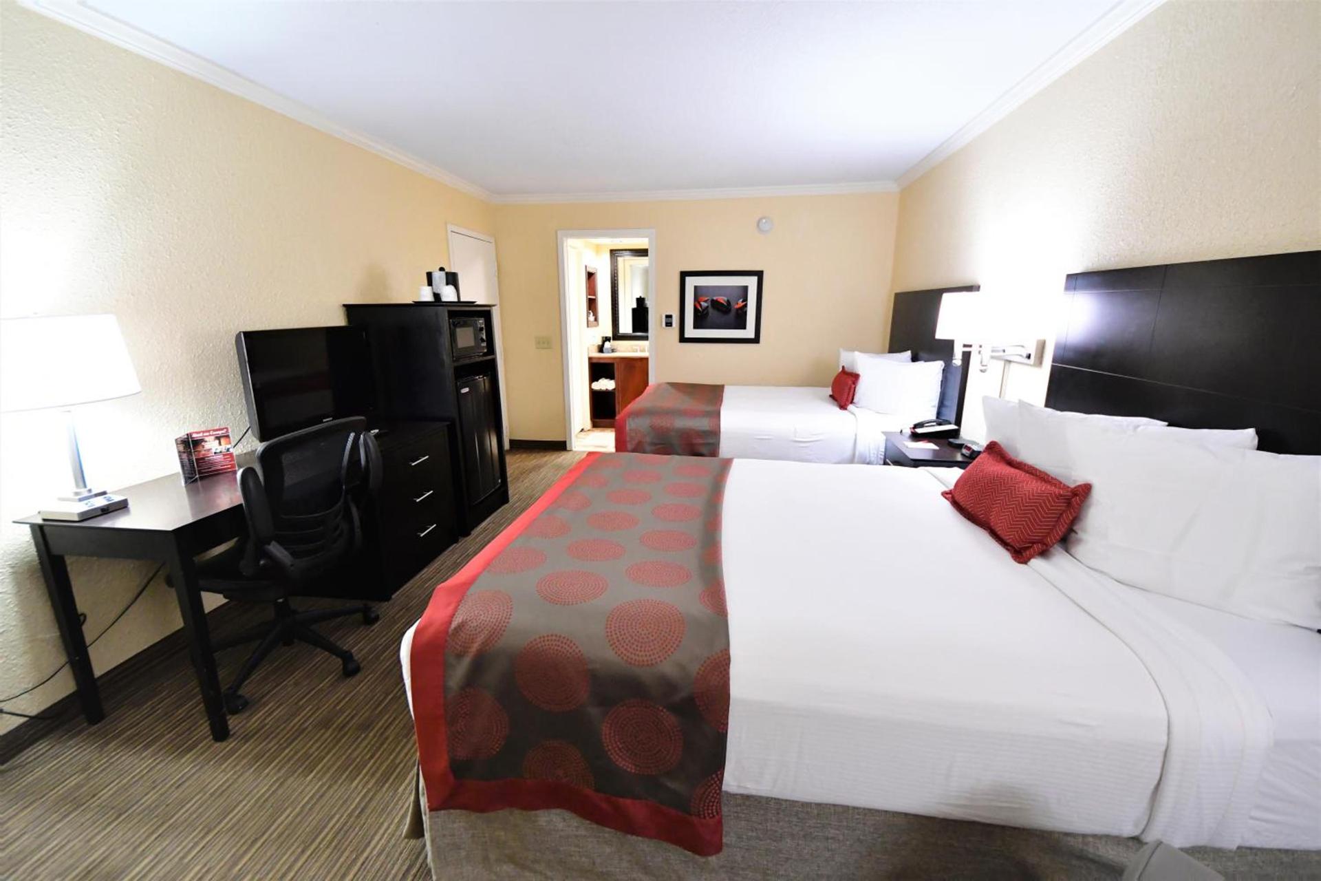 Ramada by Wyndham Jacksonville Hotel & Conference Center photo 98