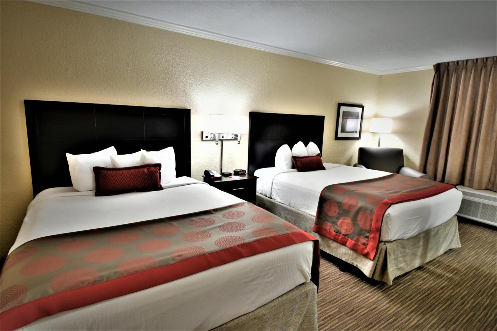 Ramada by Wyndham Jacksonville Hotel & Conference Center photo 40