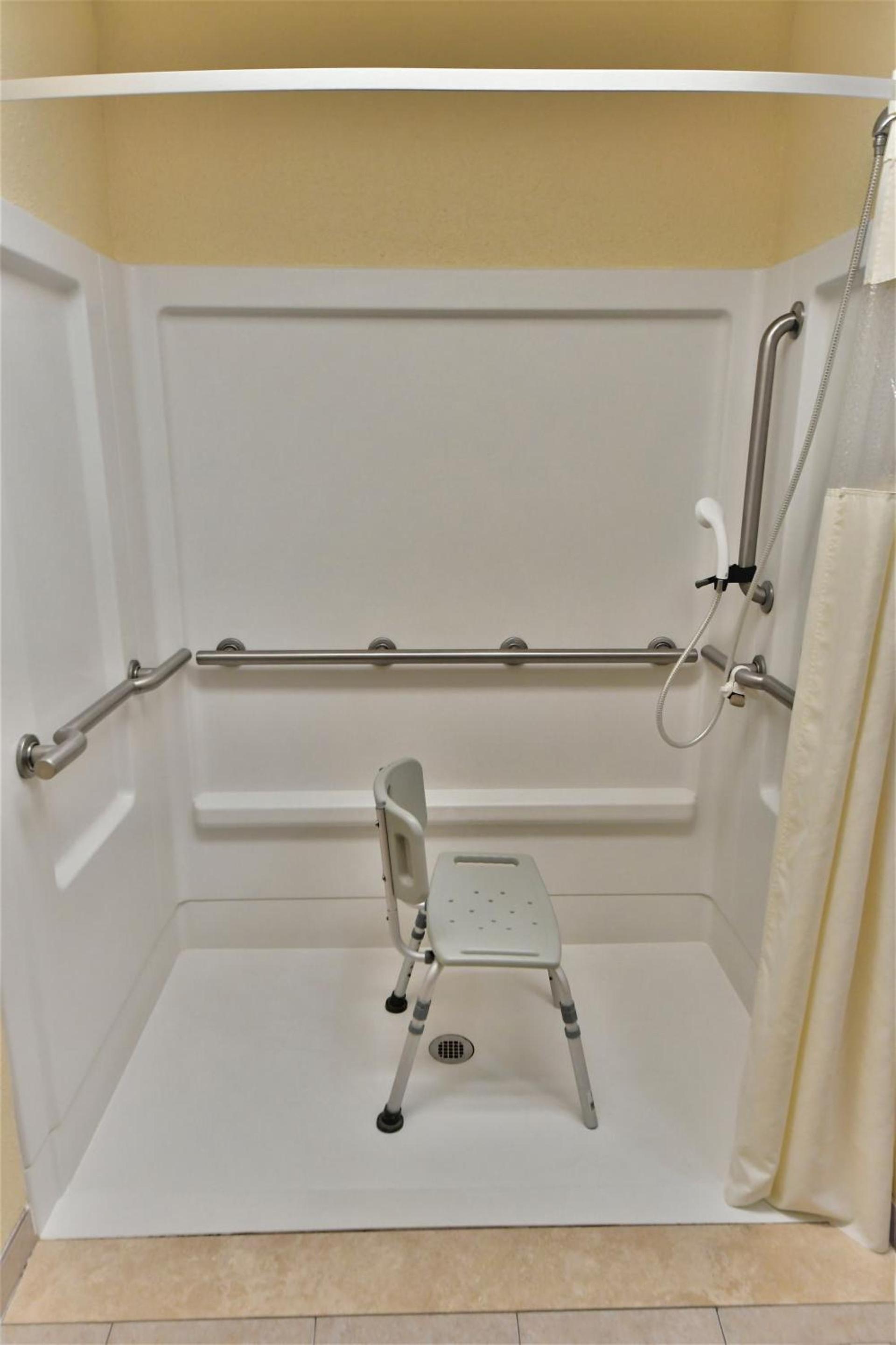 Ramada by Wyndham Jacksonville Hotel & Conference Center photo 50