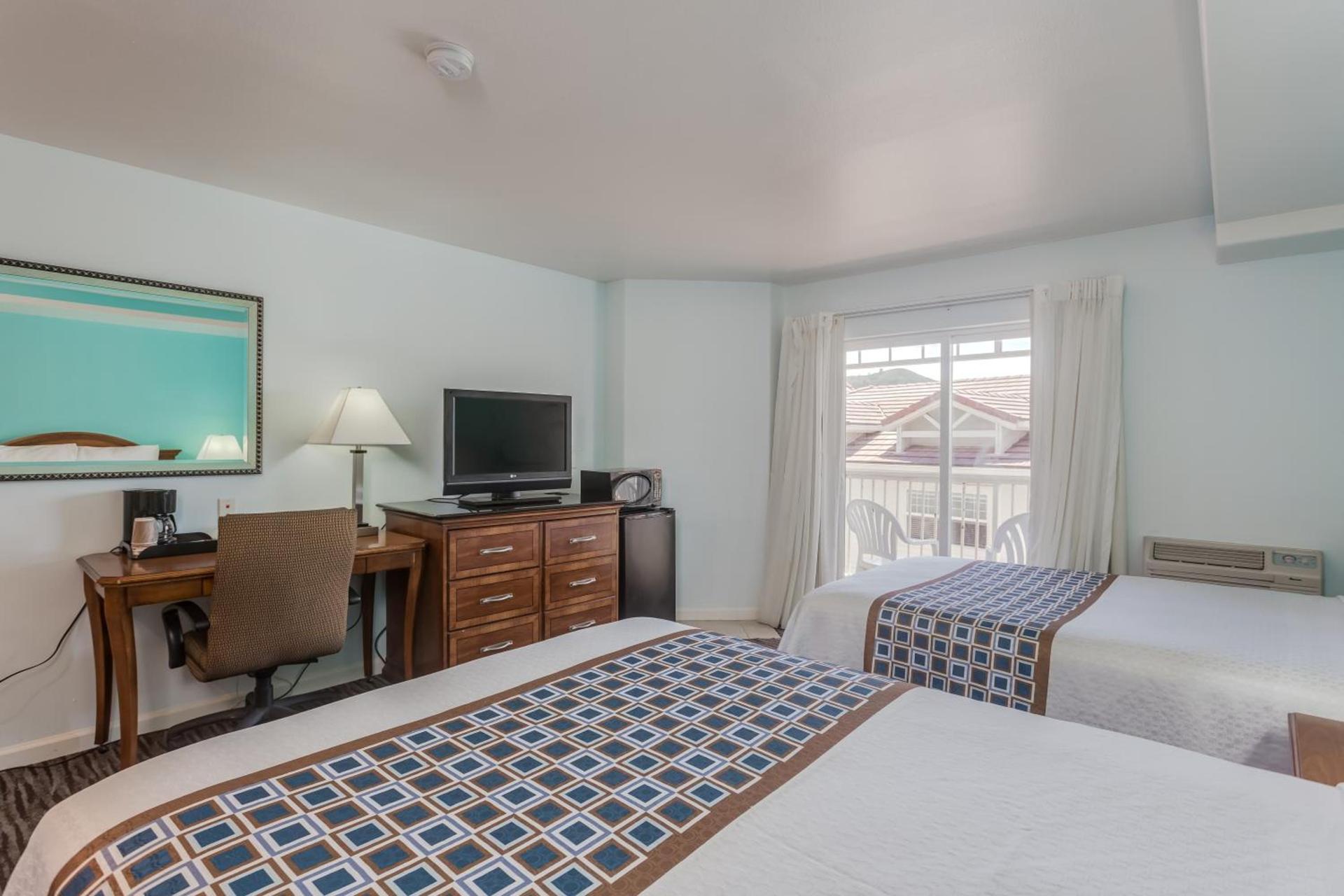 Pacifica Beach Hotel photo 15