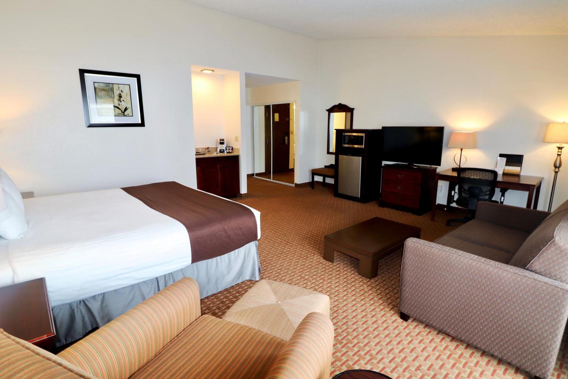 Best Western Chieftain Inn photo 28