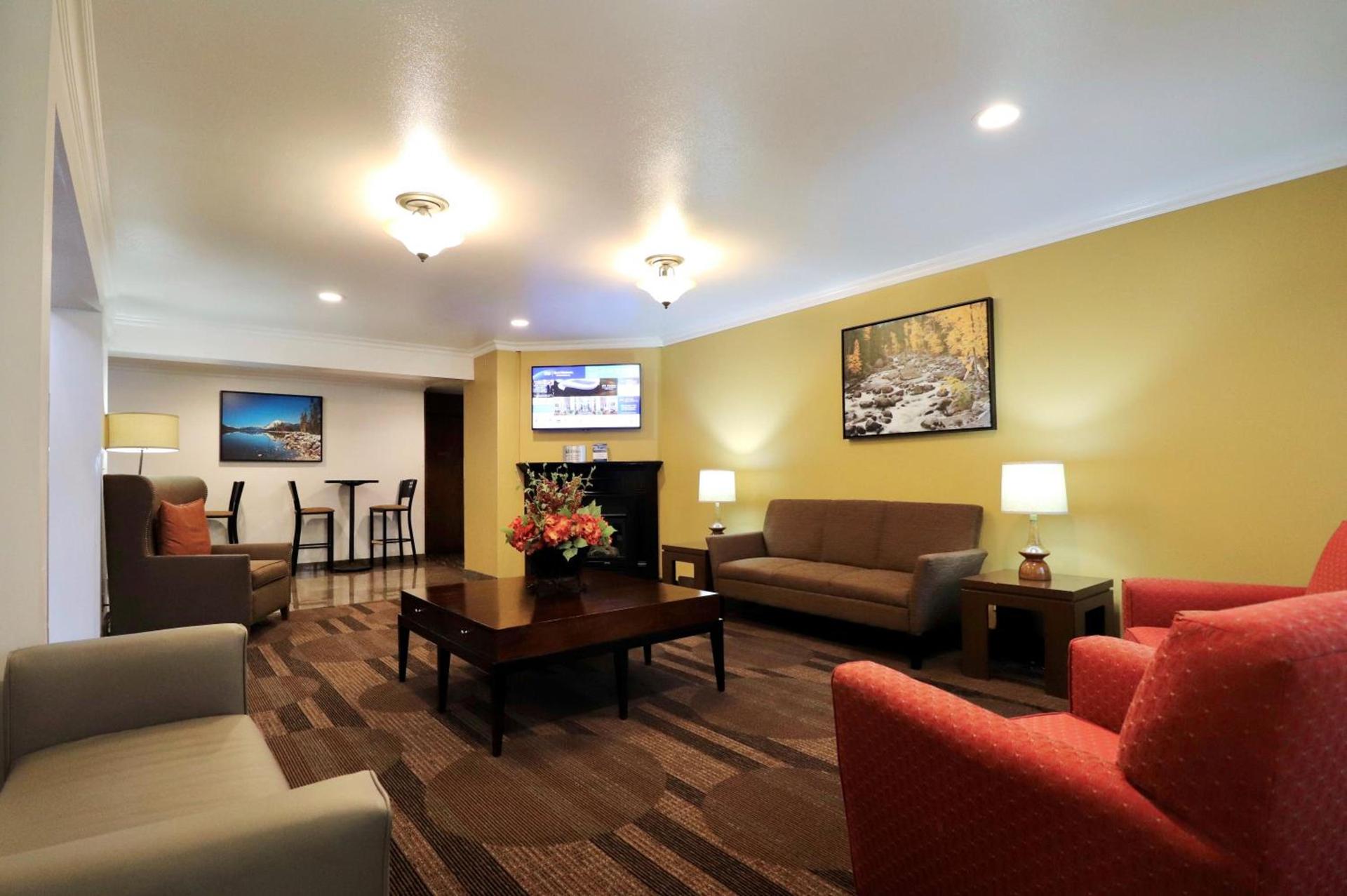 Best Western Chieftain Inn photo 23