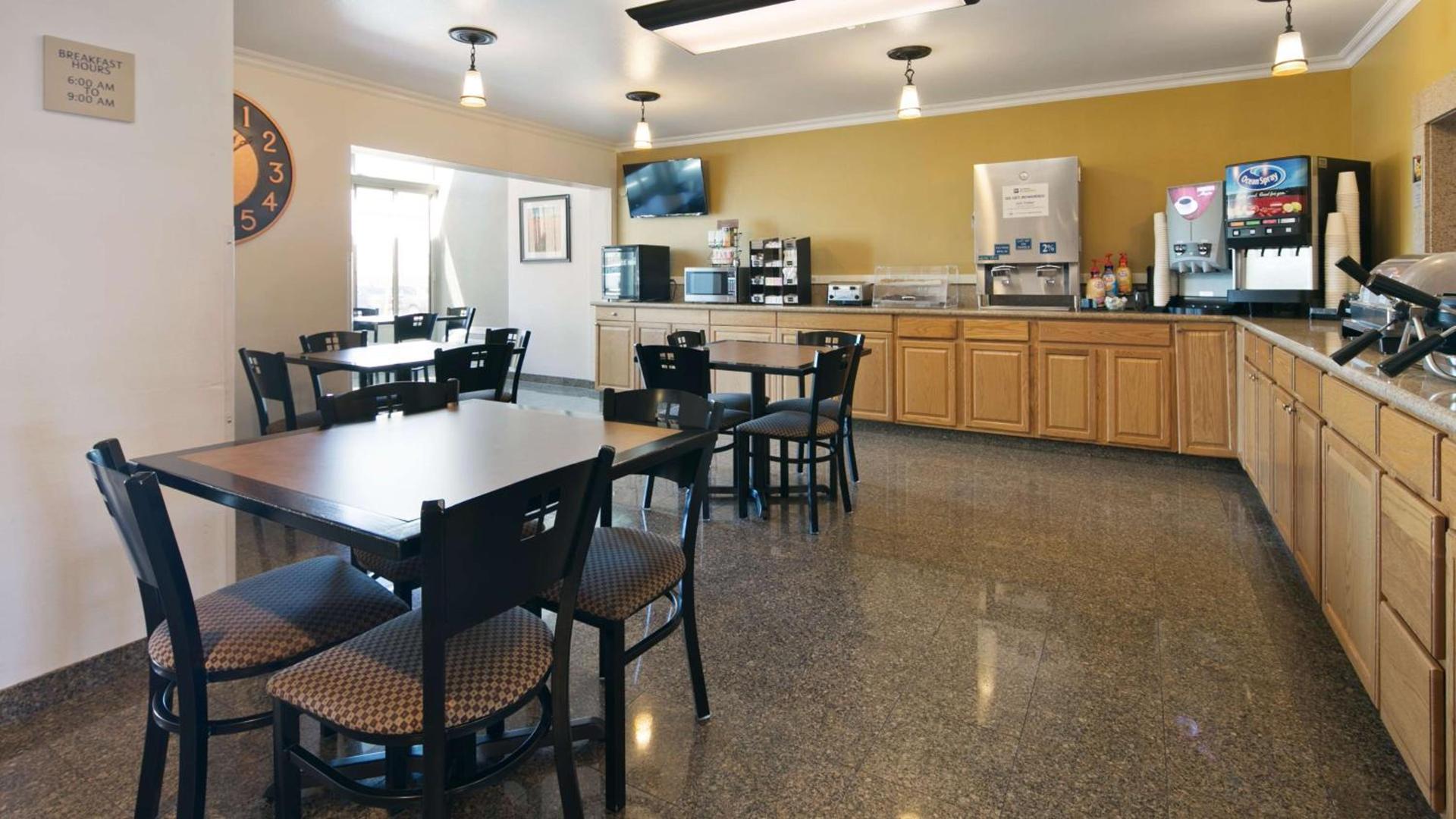 Best Western Chieftain Inn photo 14