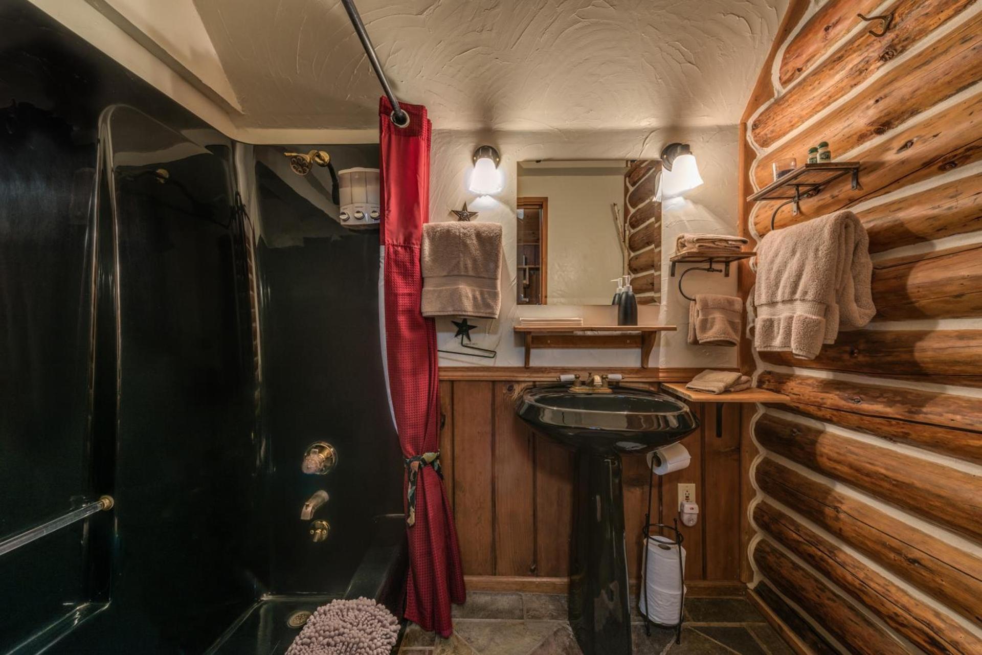 The Davies Family Inn photo 15