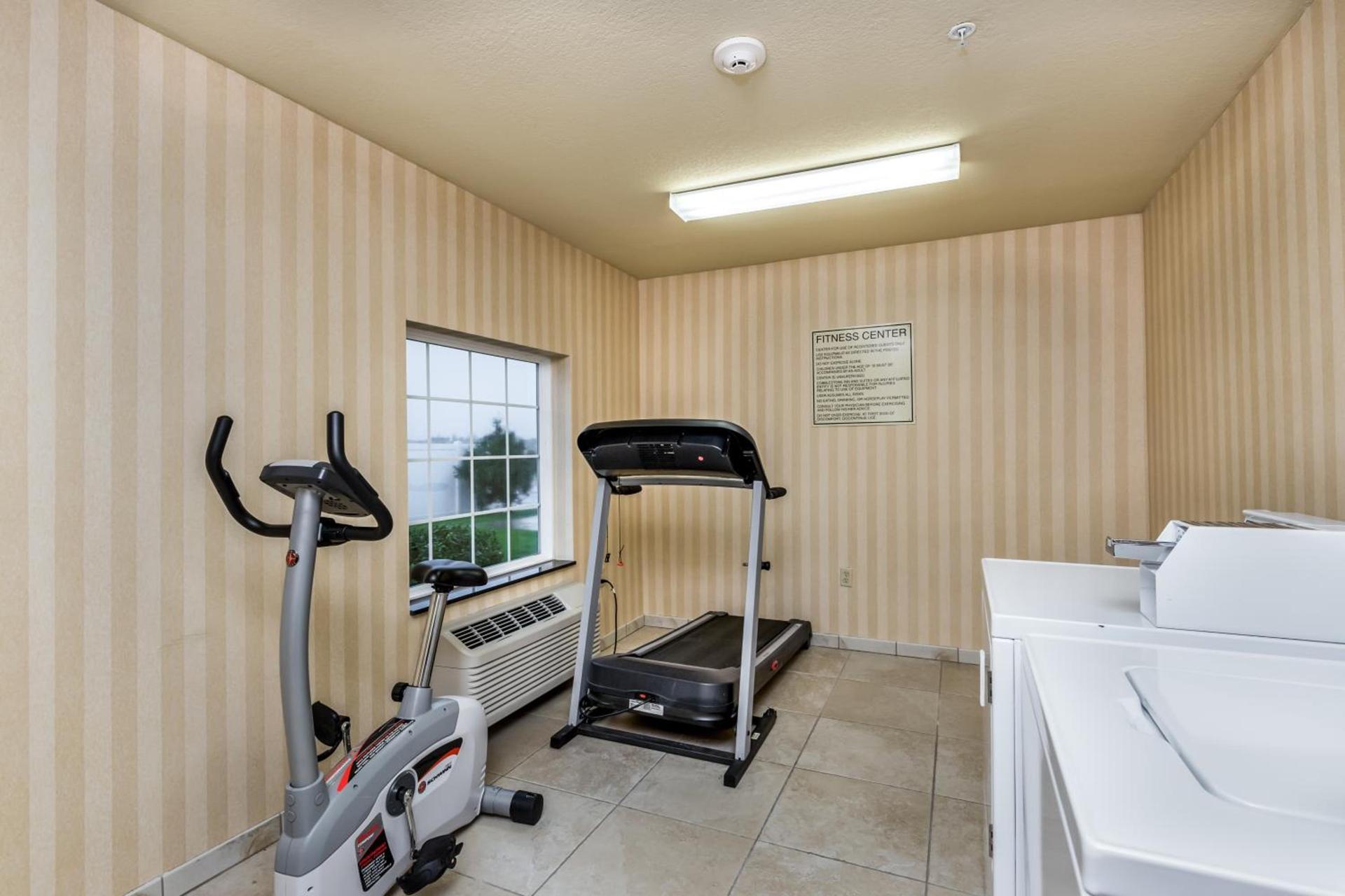 Cobblestone Inn & Suites - Vinton, IA photo 16