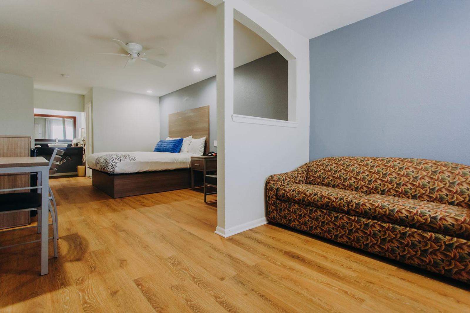 Scottish Inn & Suites - Kemah Boardwalk photo 26