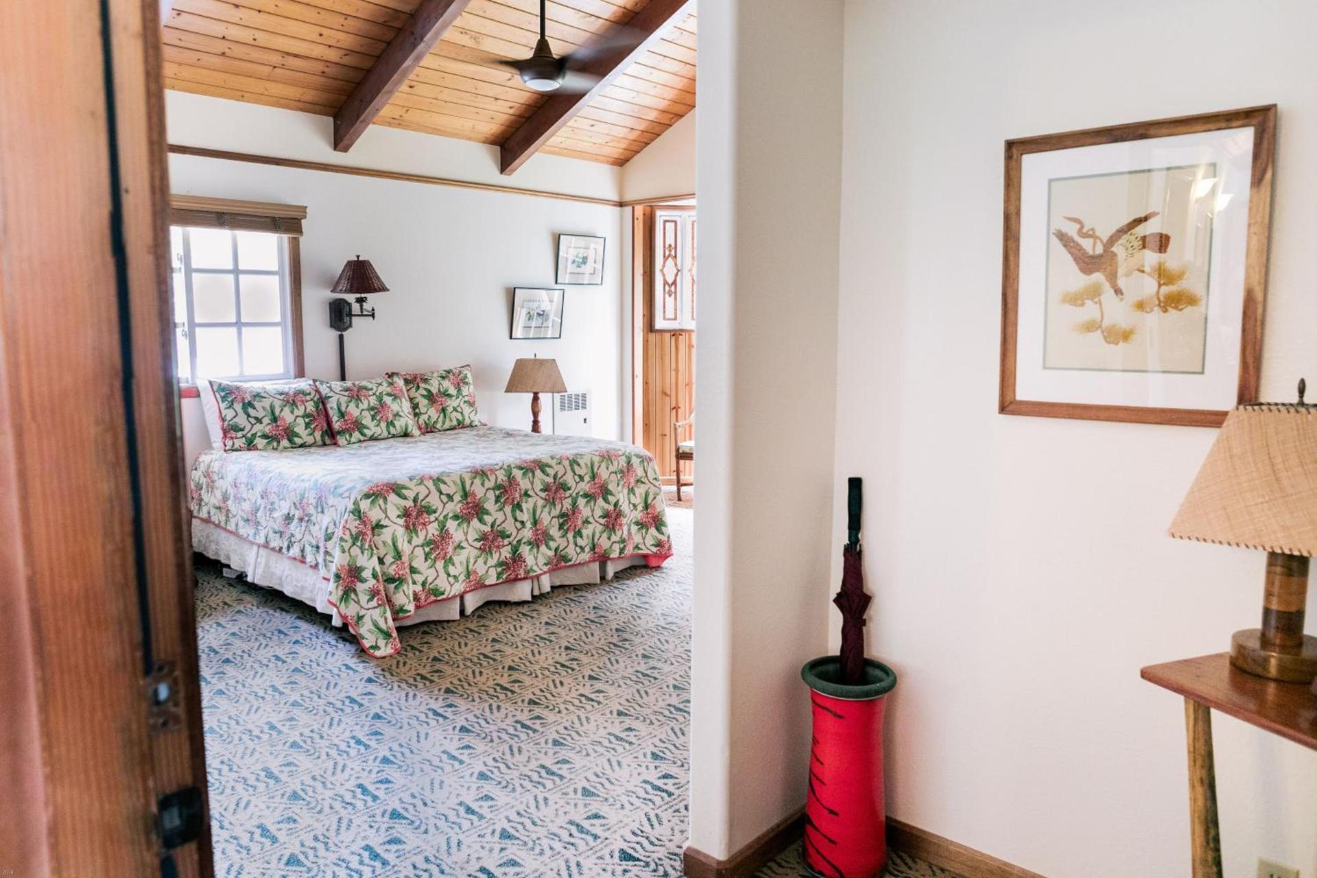 Kilauea Lodge and Restaurant photo 45