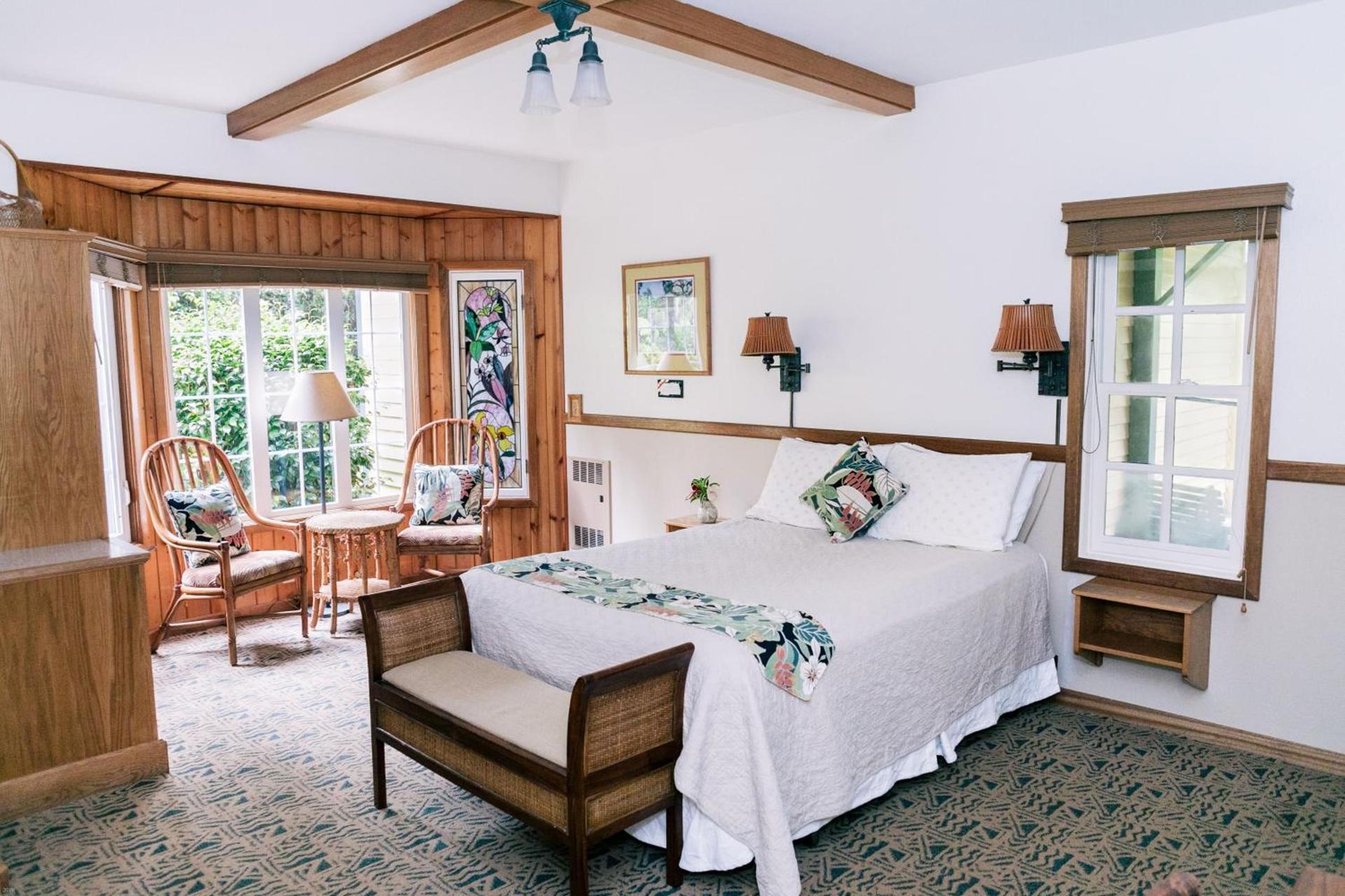 Kilauea Lodge and Restaurant photo 96