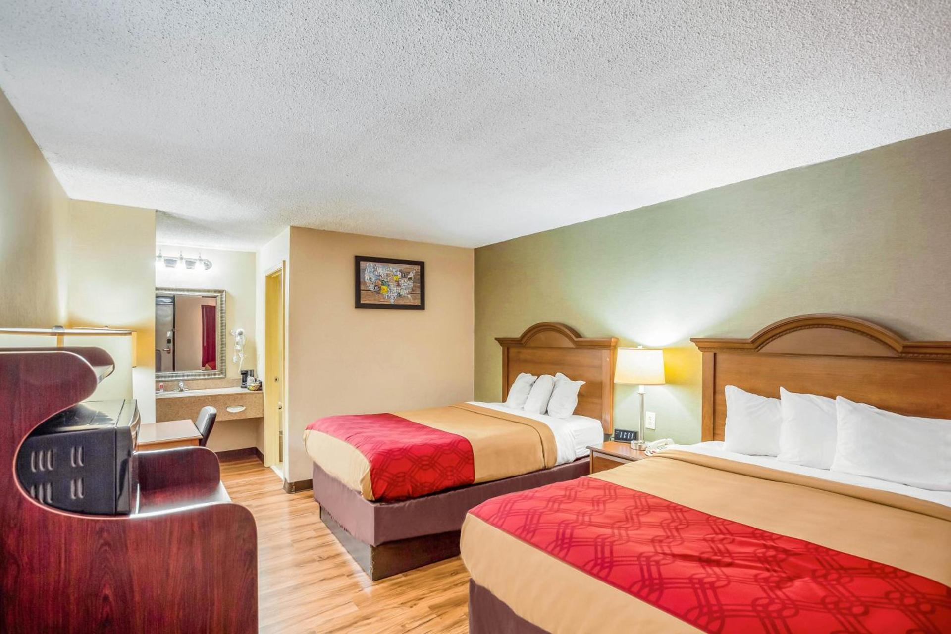 Econo Lodge Huntington - Barboursville University Area photo 32