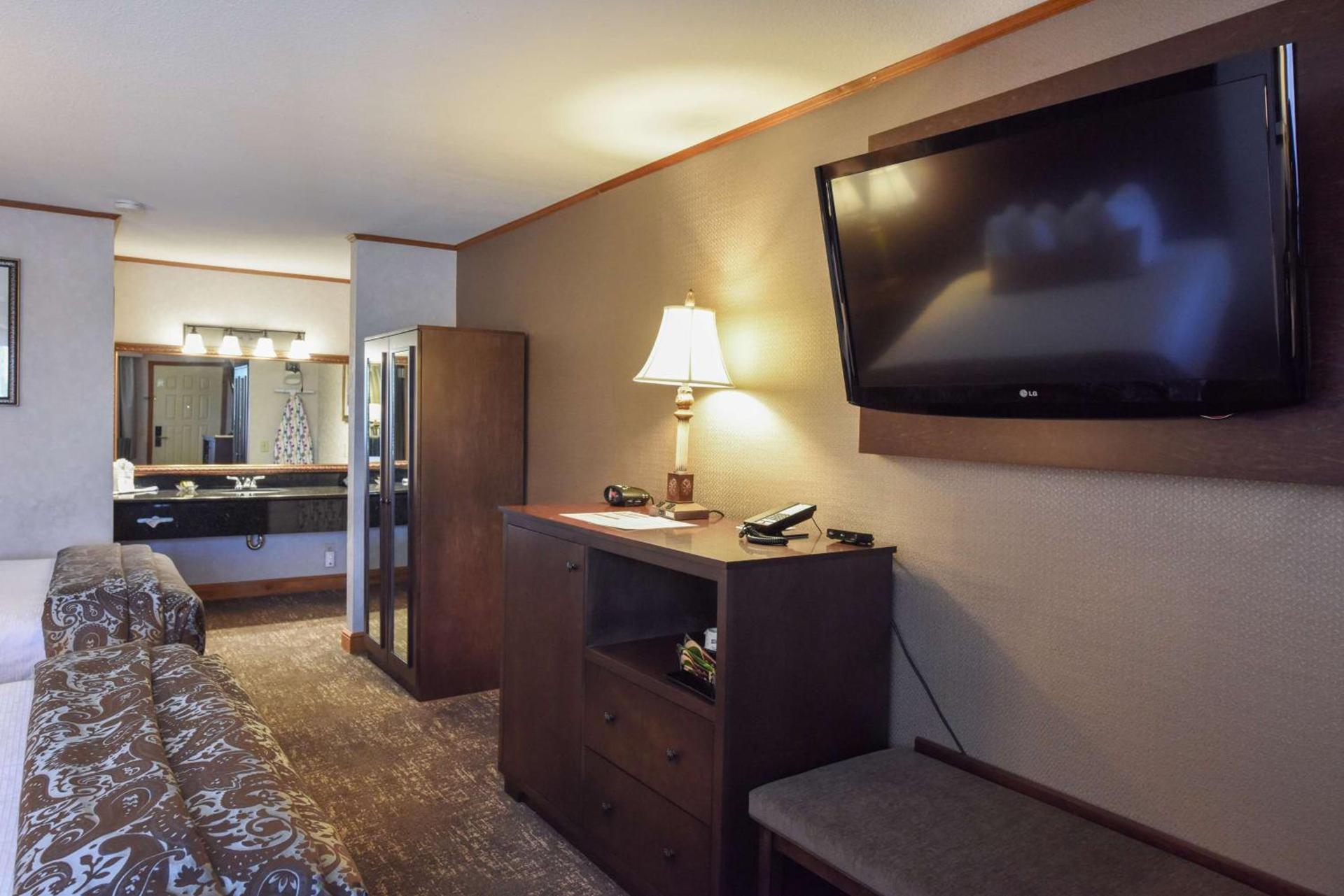 Best Western Plus Dockside Waterfront Inn photo 12