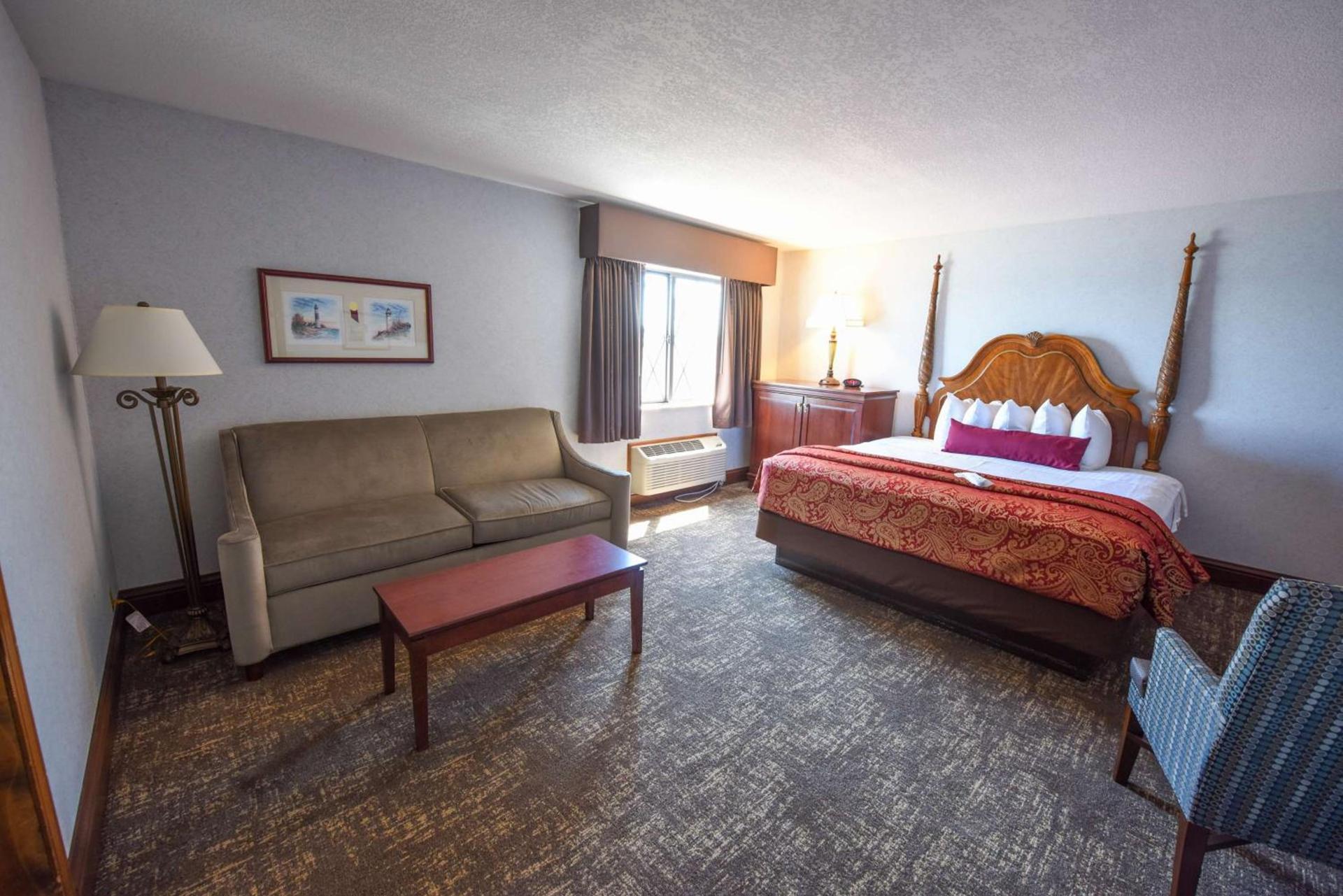 Best Western Plus Dockside Waterfront Inn photo 25