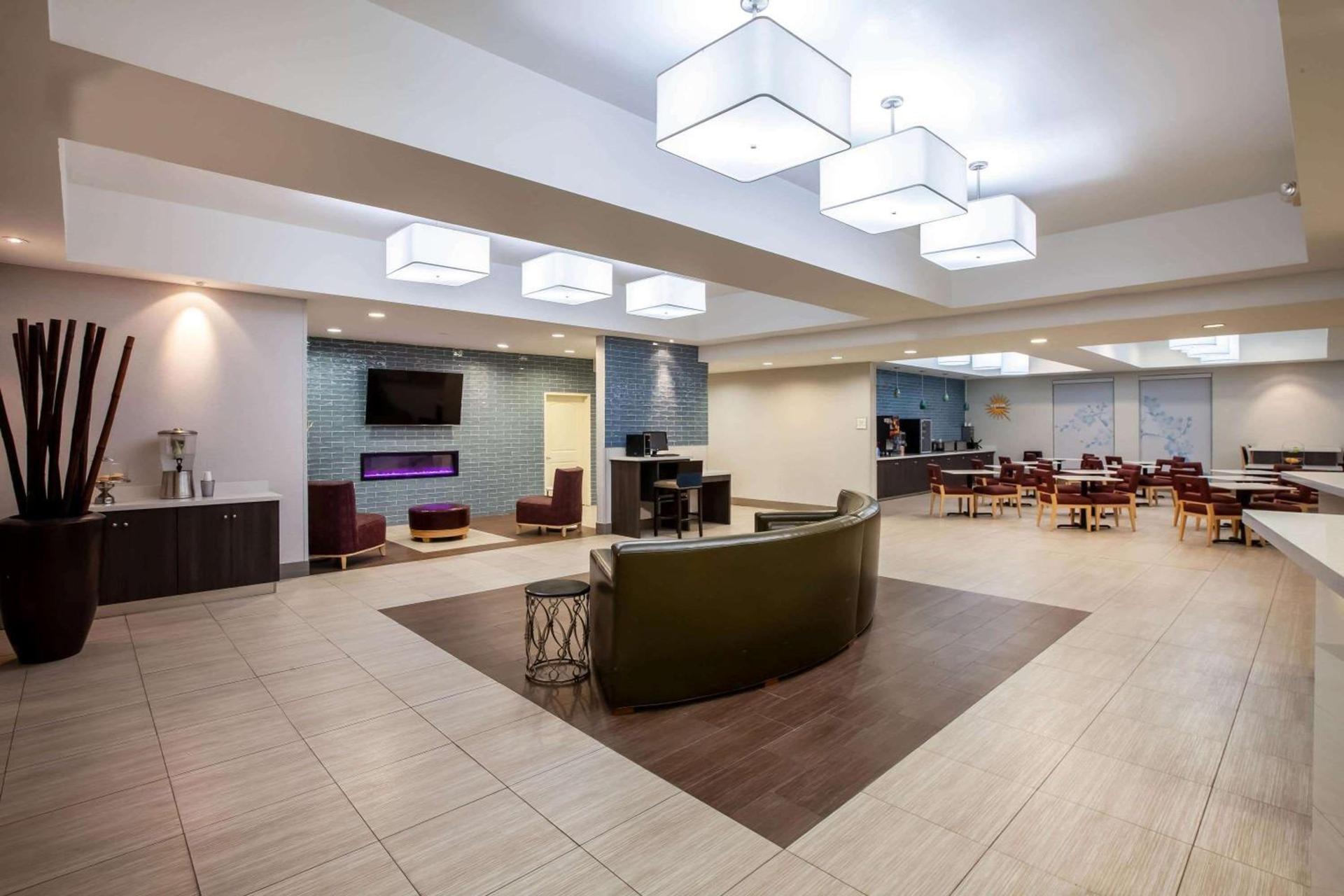 La Quinta by Wyndham Odessa North photo 3