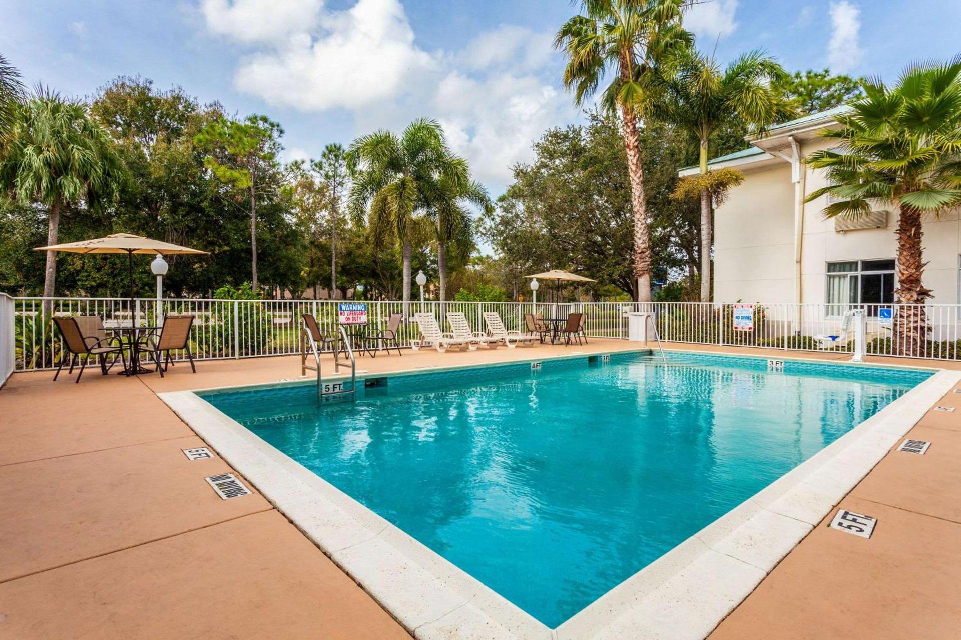 MainStay Suites at PGA Village photo 3