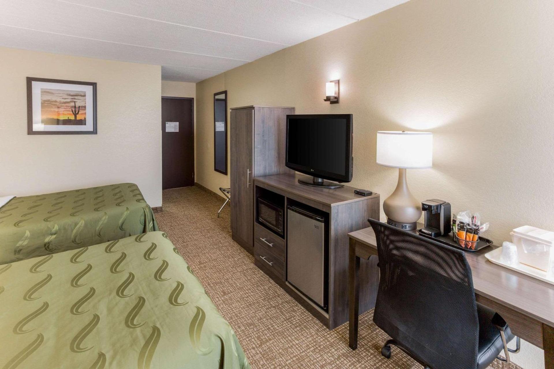 Quality Inn & Suites Plattsburgh photo 14
