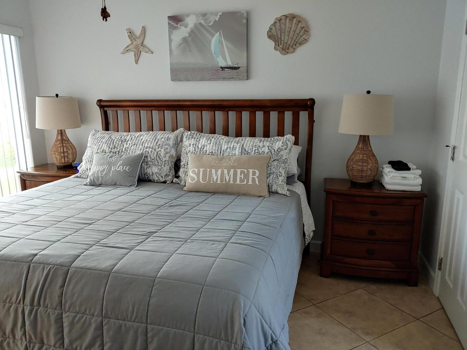 Sunrise Ocean Suites photo 26
