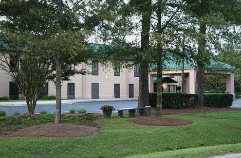 Moncks Corner Inn photo 1