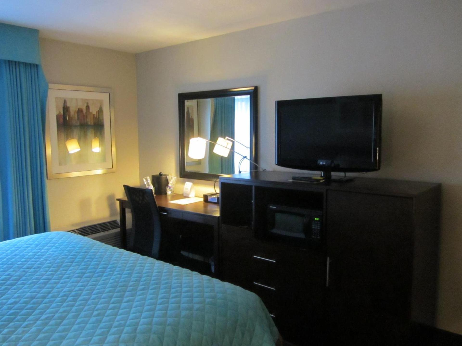 Wyndham Garden Midland photo 17