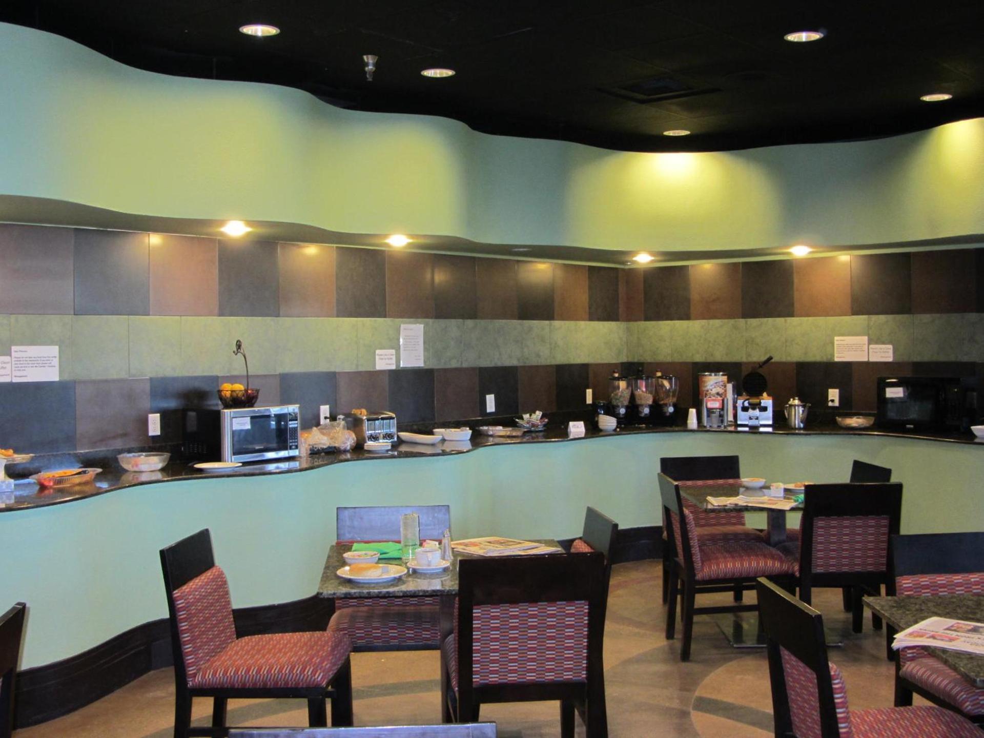 Wyndham Garden Midland photo 29