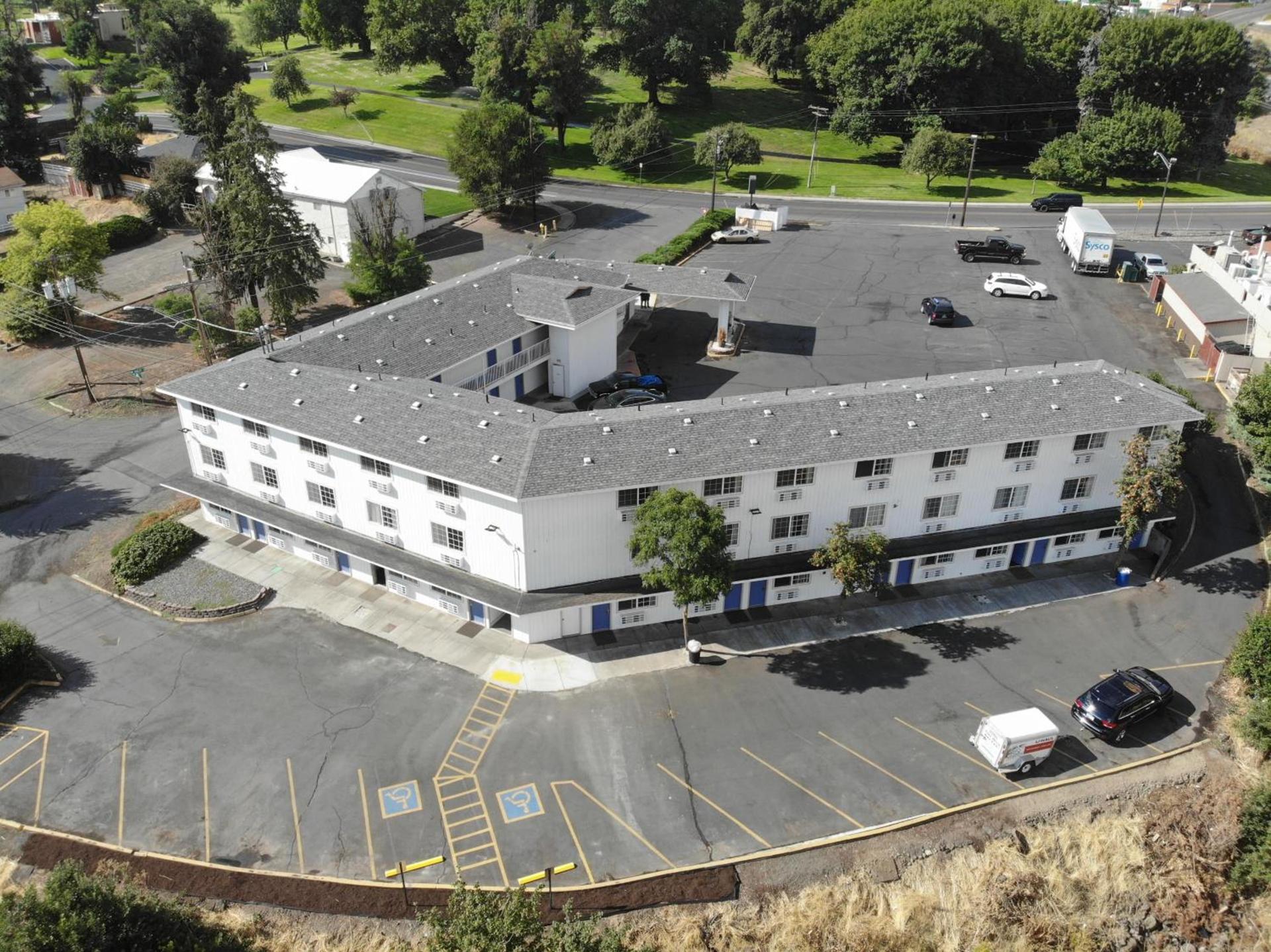 Motel 6 Pendleton, OR - West photo 34