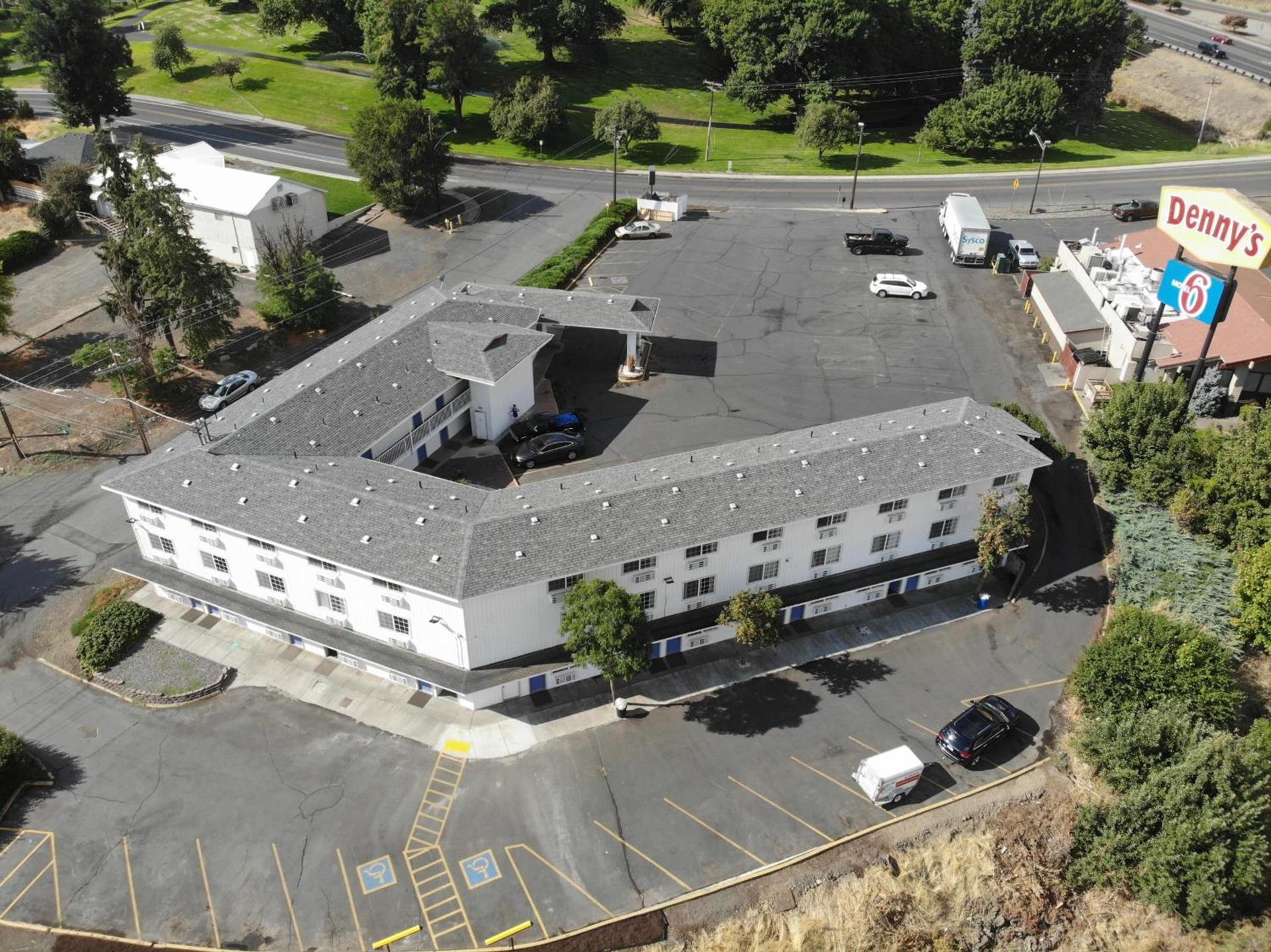 Motel 6 Pendleton, OR - West photo 35