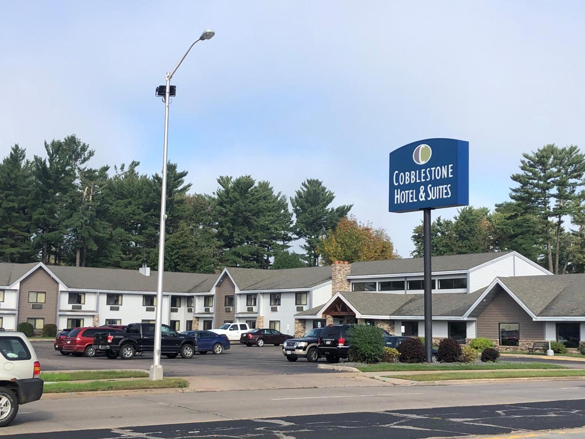 Cobblestone Hotel & Suites - Wisconsin Rapids — hotel in Wisconsin Rapids