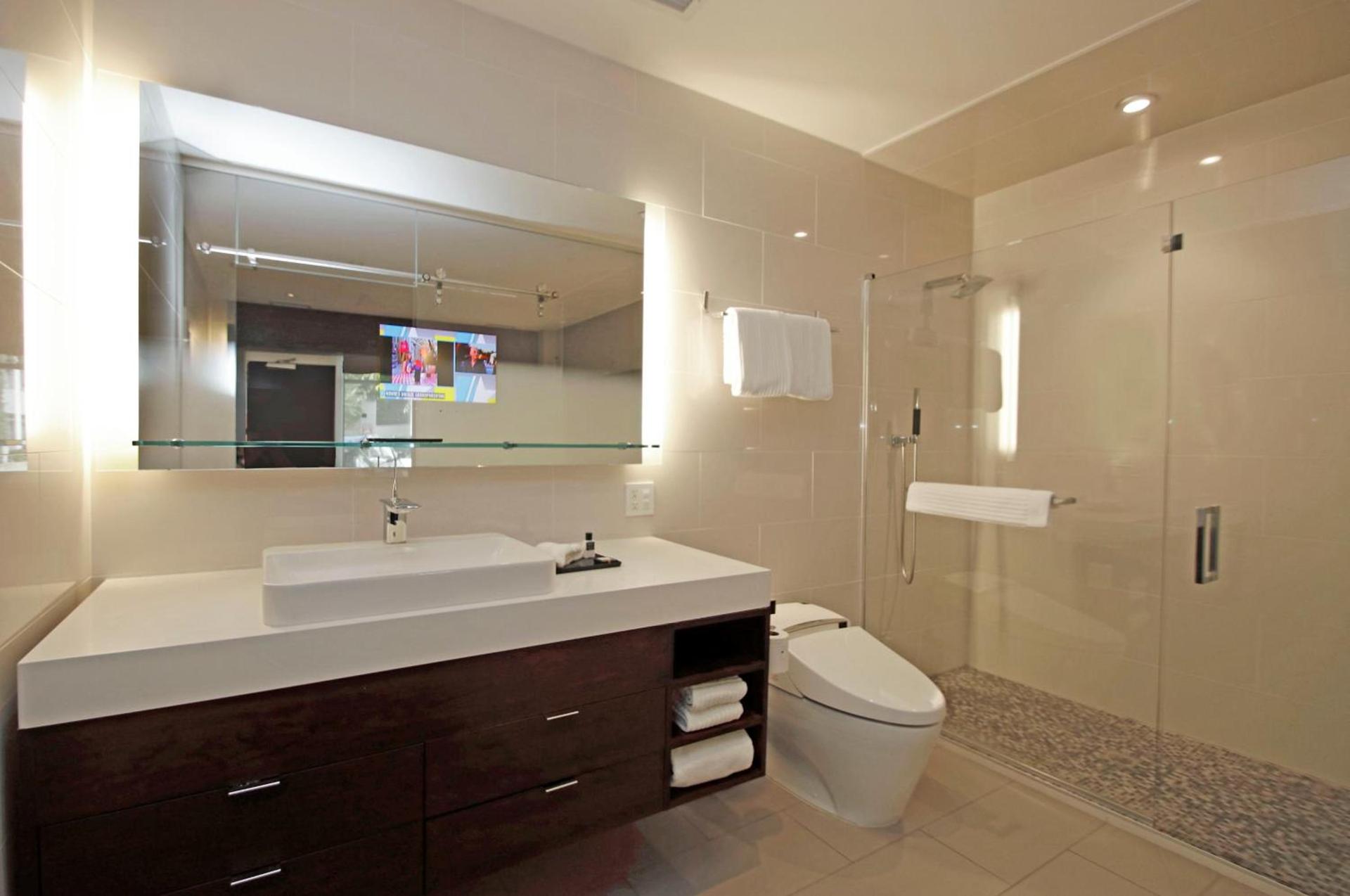 The J House Greenwich Hotel photo 2