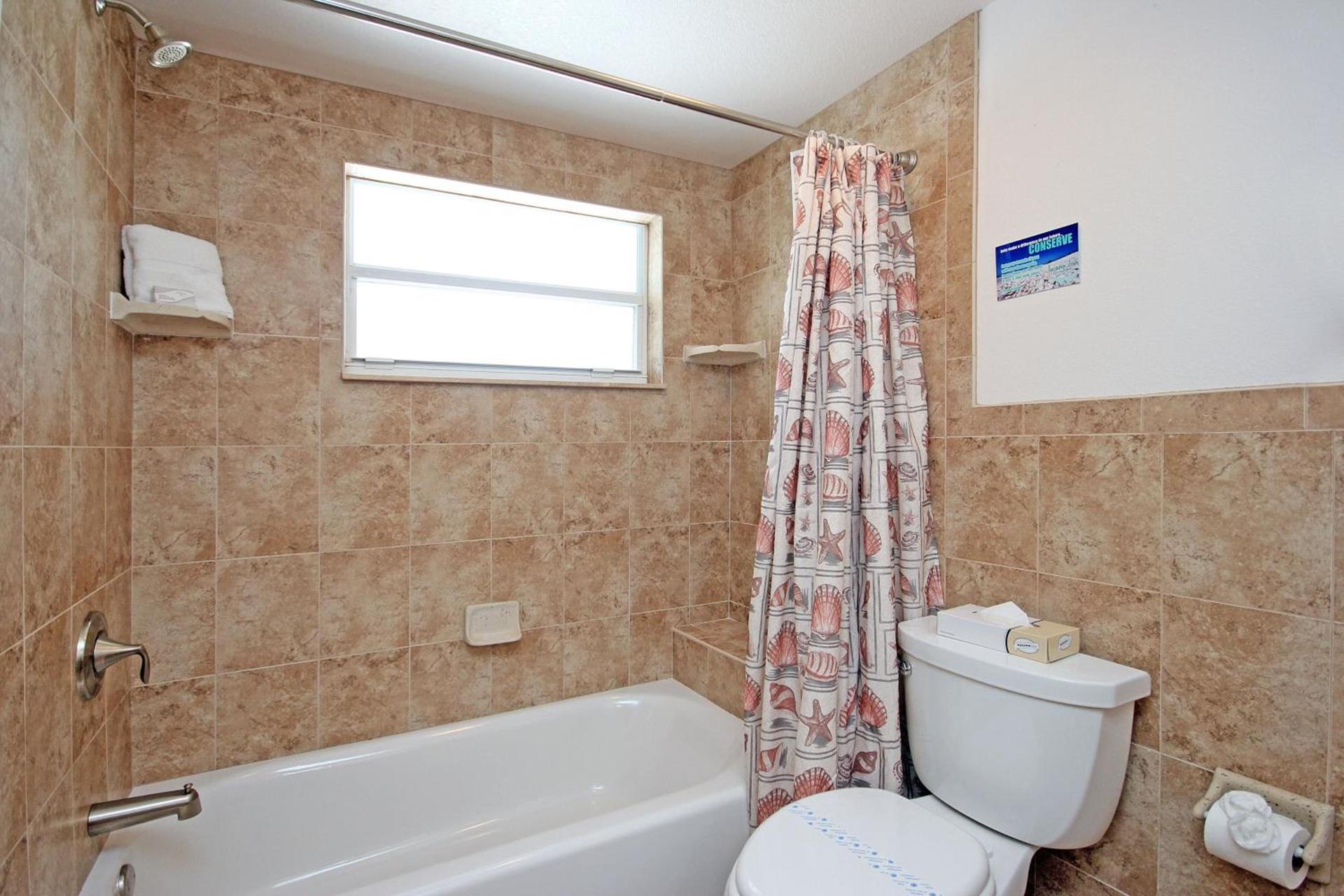 Island Inn photo 7