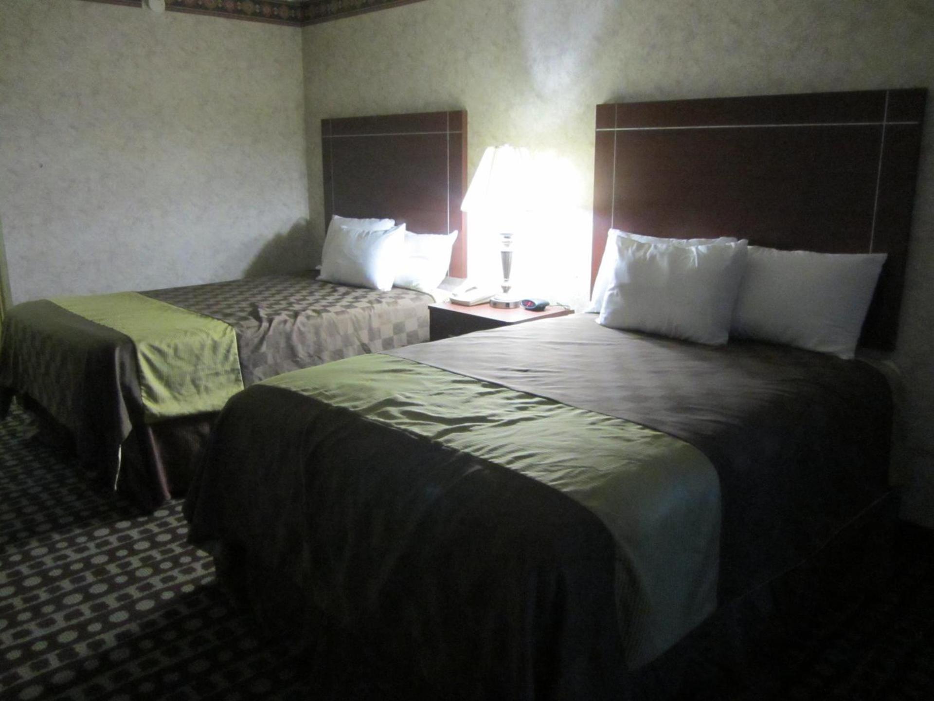 Days Inn by Wyndham Midland photo 33