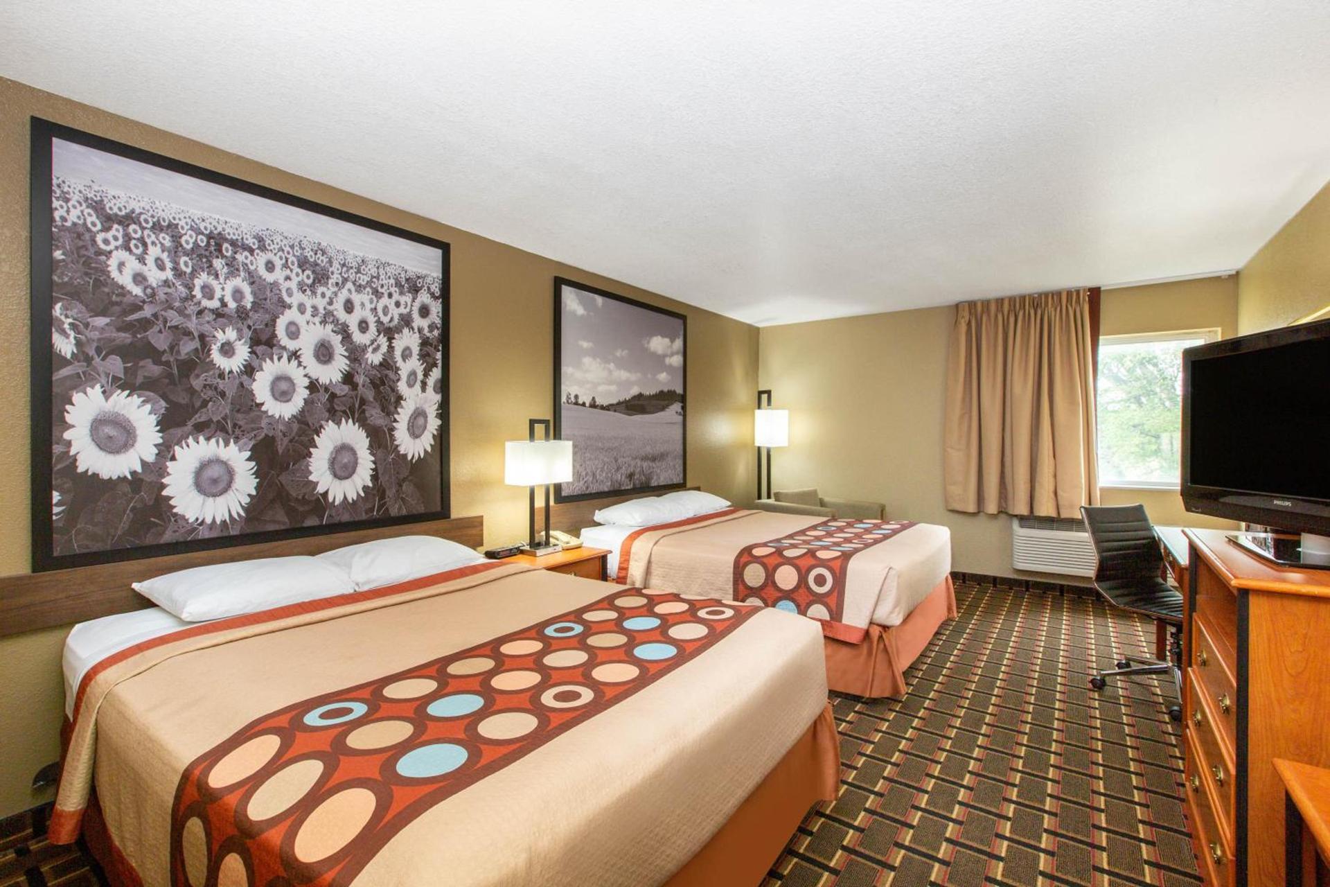 Super 8 by Wyndham Ottawa photo 31