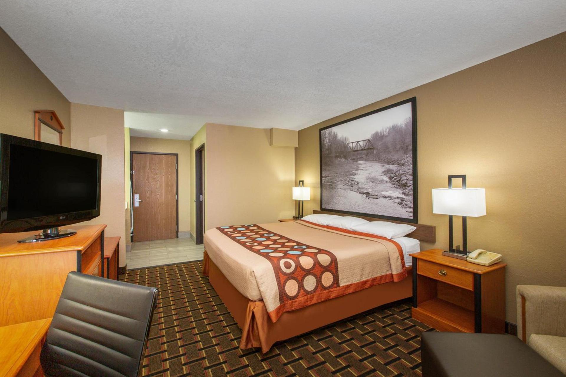 Super 8 by Wyndham Ottawa photo 30
