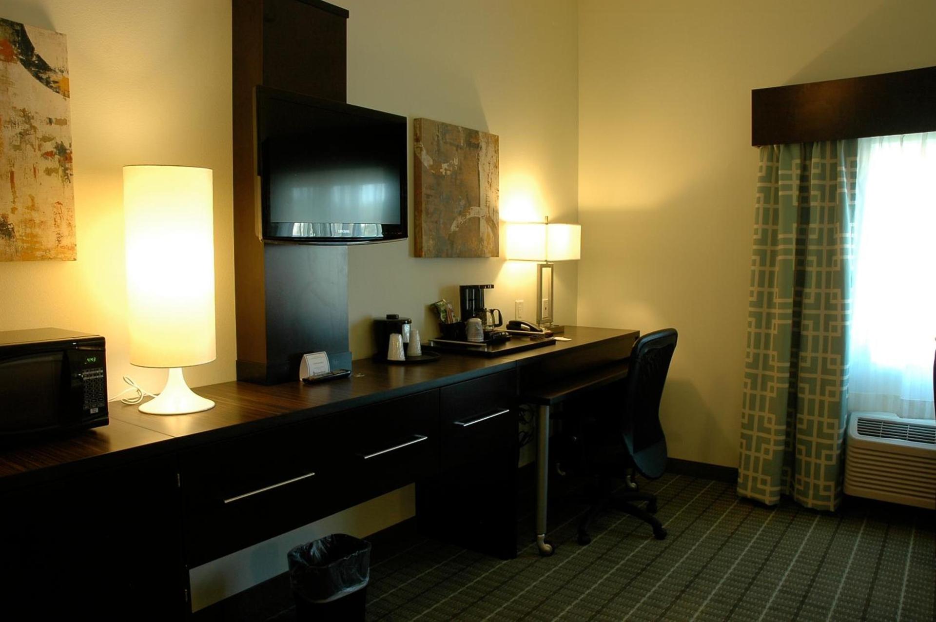 Holiday Inn Express Monticello by IHG photo 4