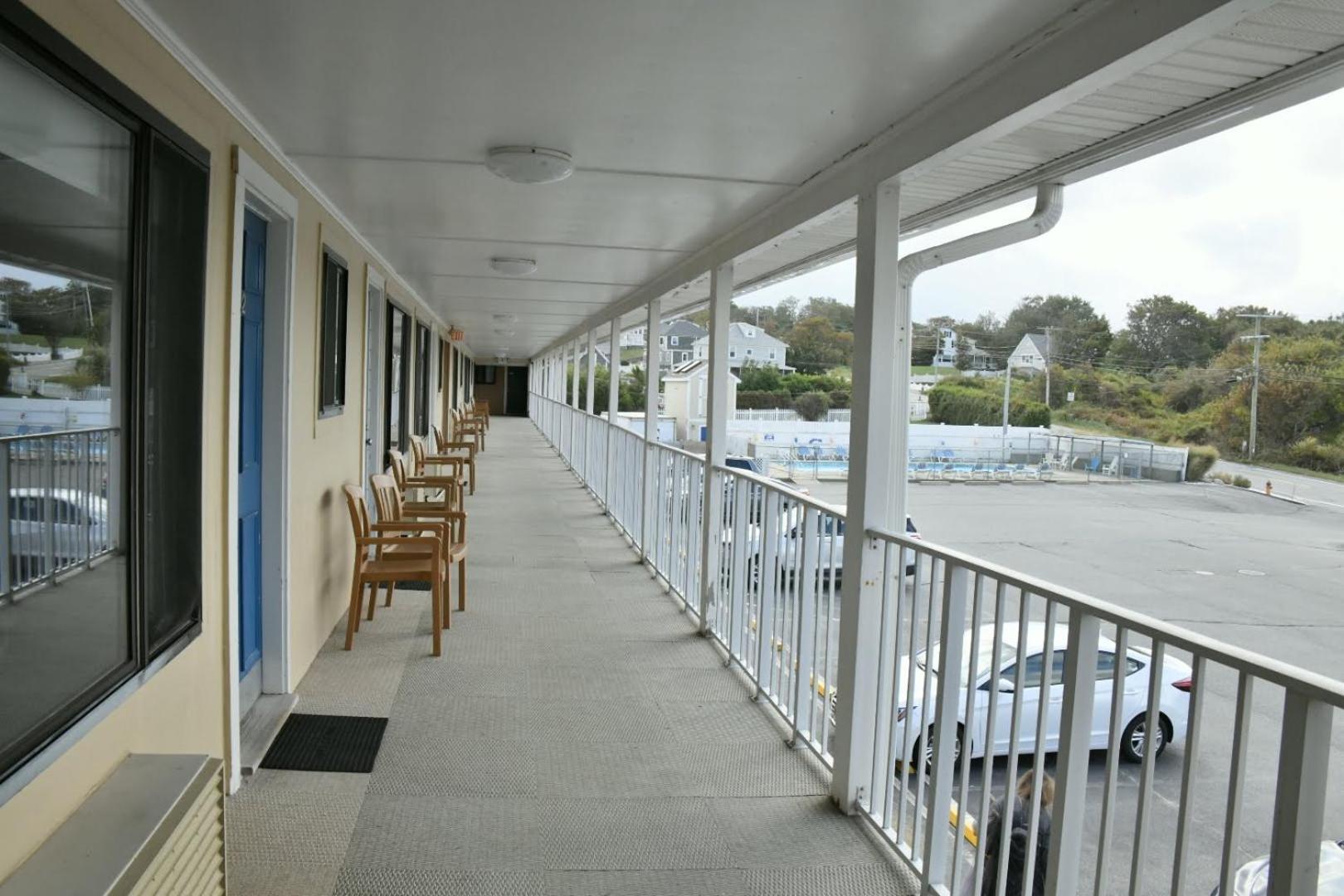 Pilgrim Sands on Long Beach photo 10