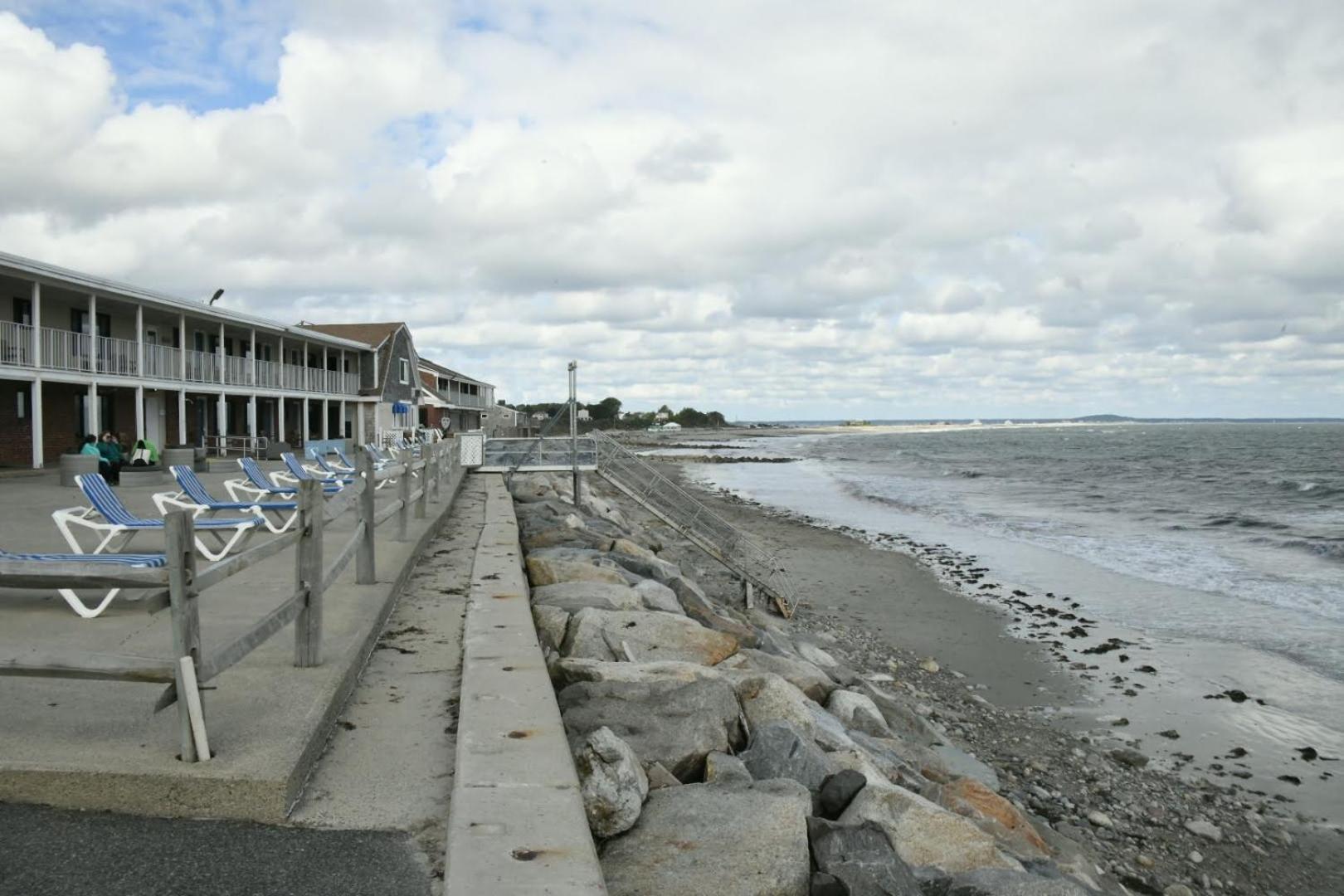 Pilgrim Sands on Long Beach photo 43