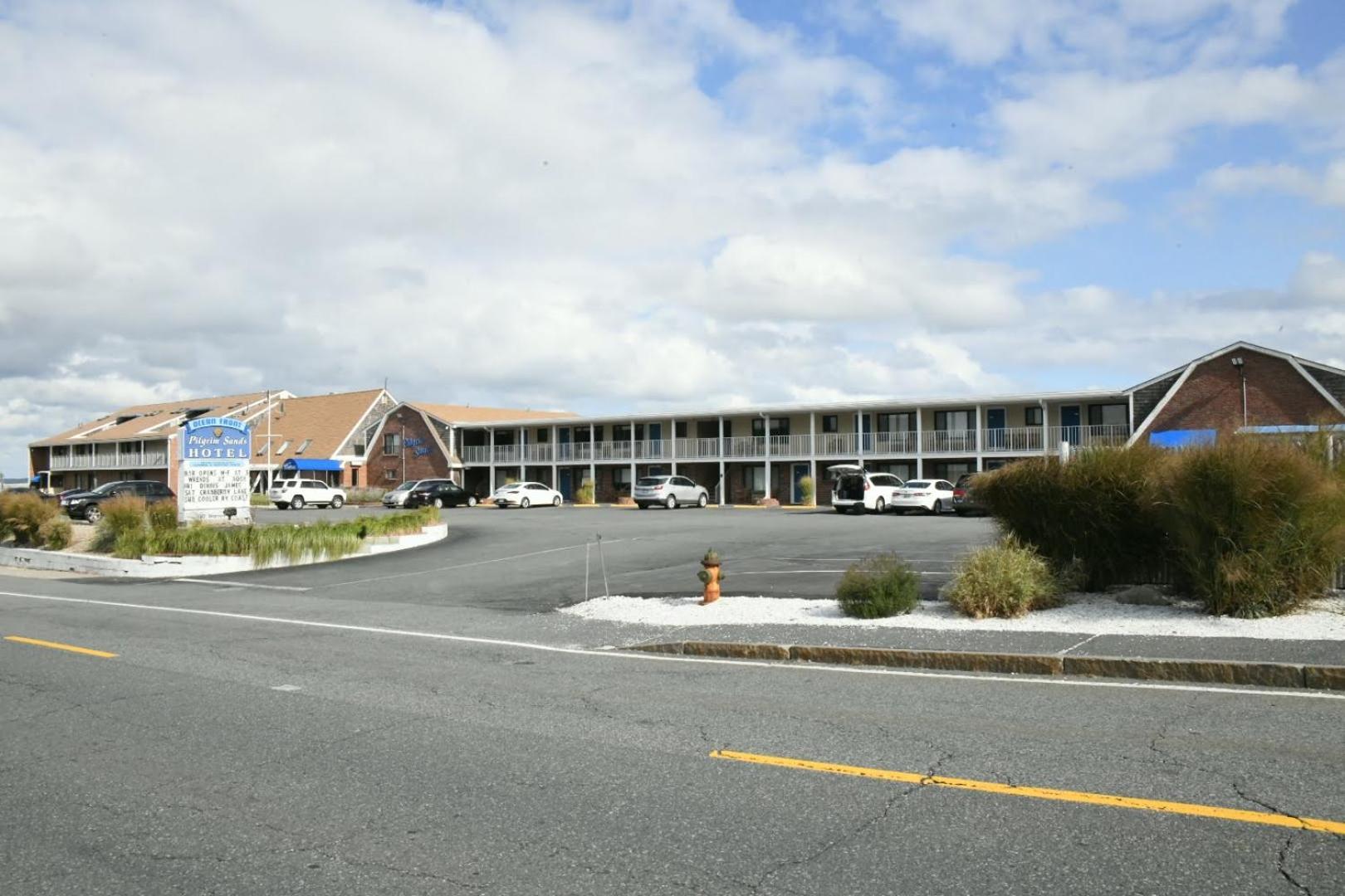 Pilgrim Sands on Long Beach photo 47