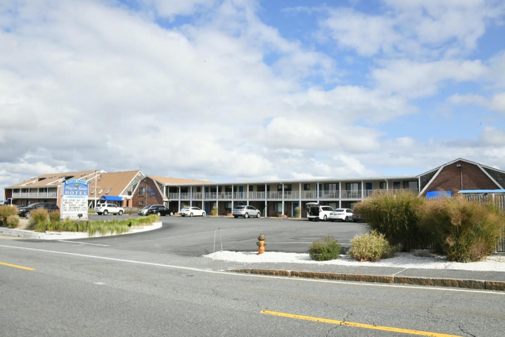 Pilgrim Sands on Long Beach photo 48