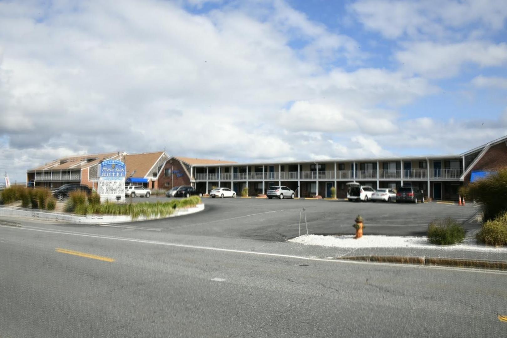Pilgrim Sands on Long Beach photo 50