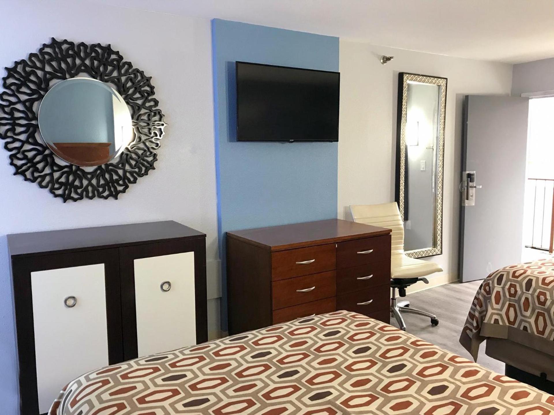 Americas Best Value Inn - Decatur photo 3