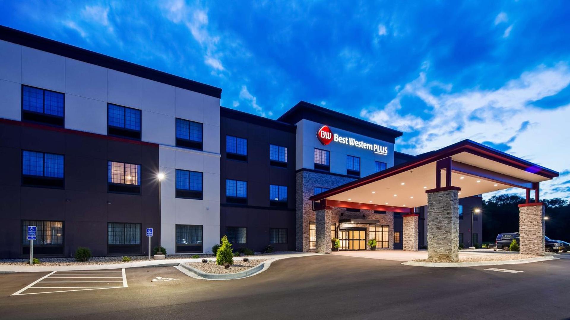 Best Western Plus Saint Peter photo 1