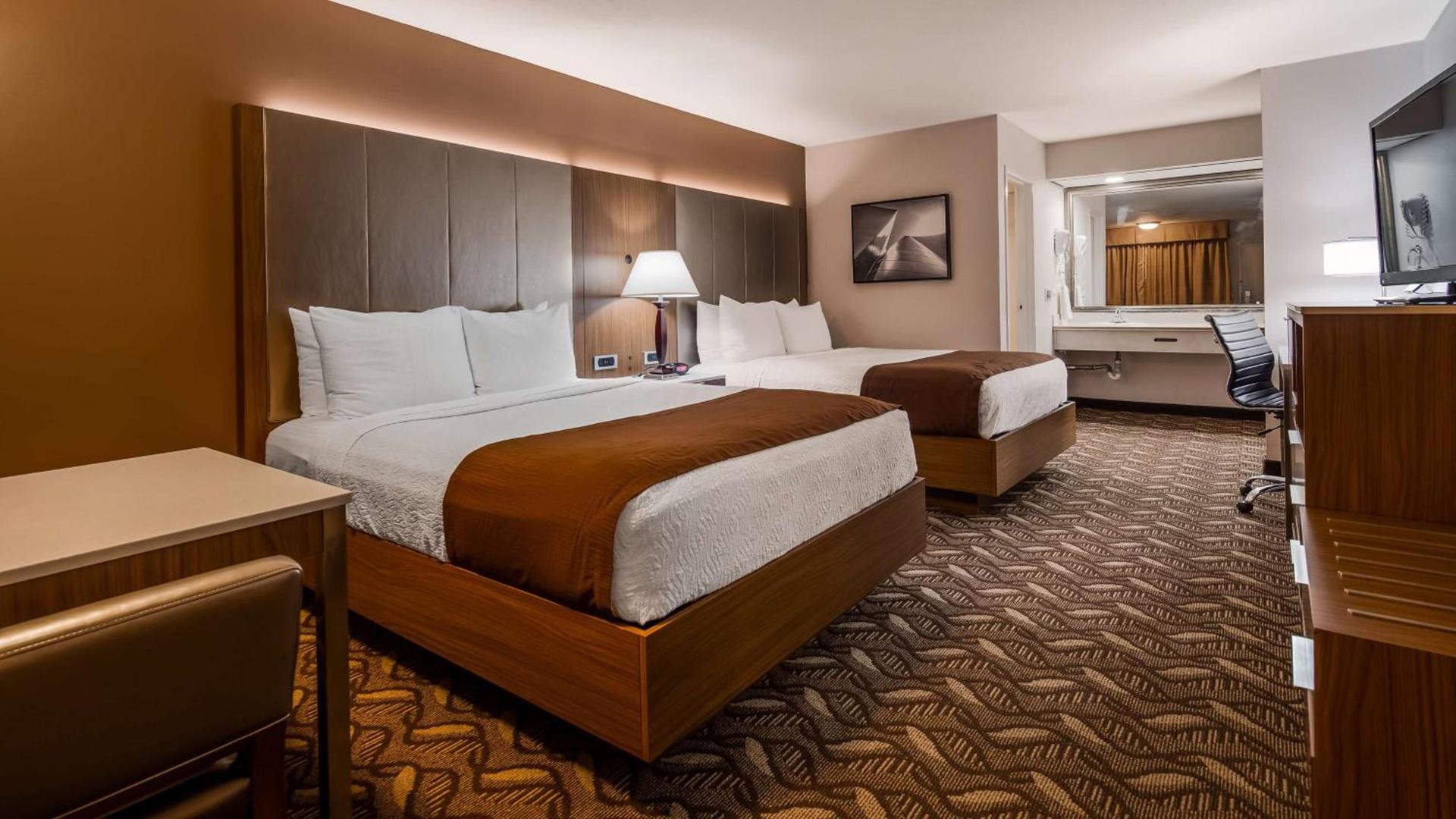 Best Western Airport Plaza Hotel – LAX Airport LA Stadium photo 13