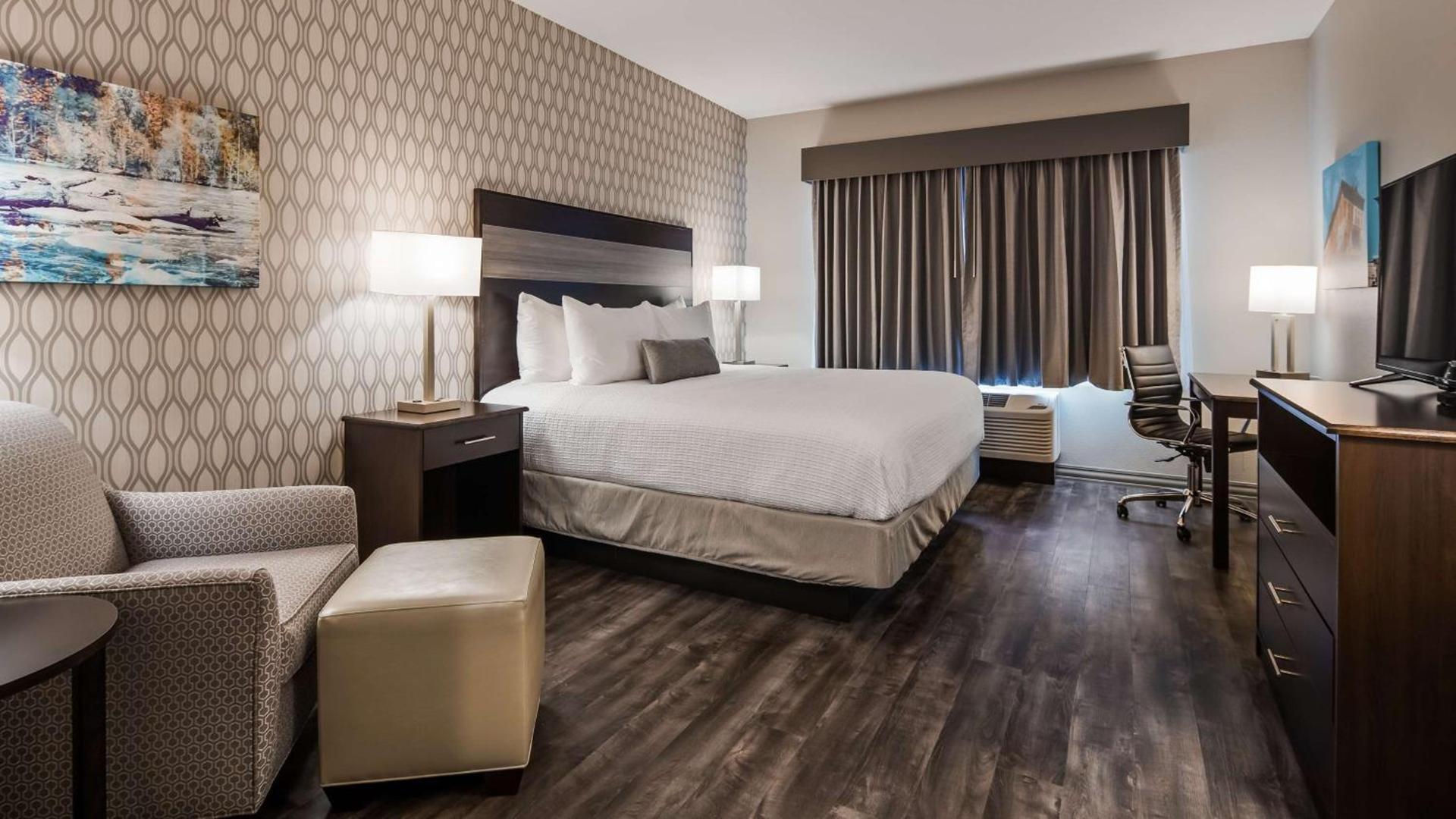 Best Western Plus Saint Peter photo 17