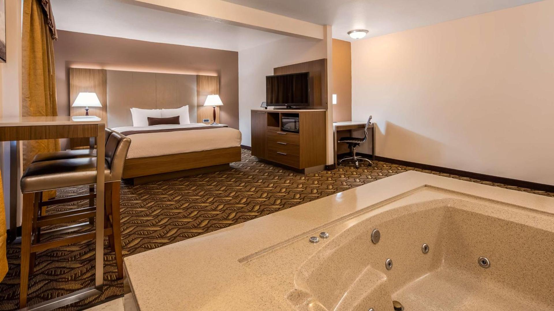 Best Western Airport Plaza Hotel – LAX Airport LA Stadium photo 22